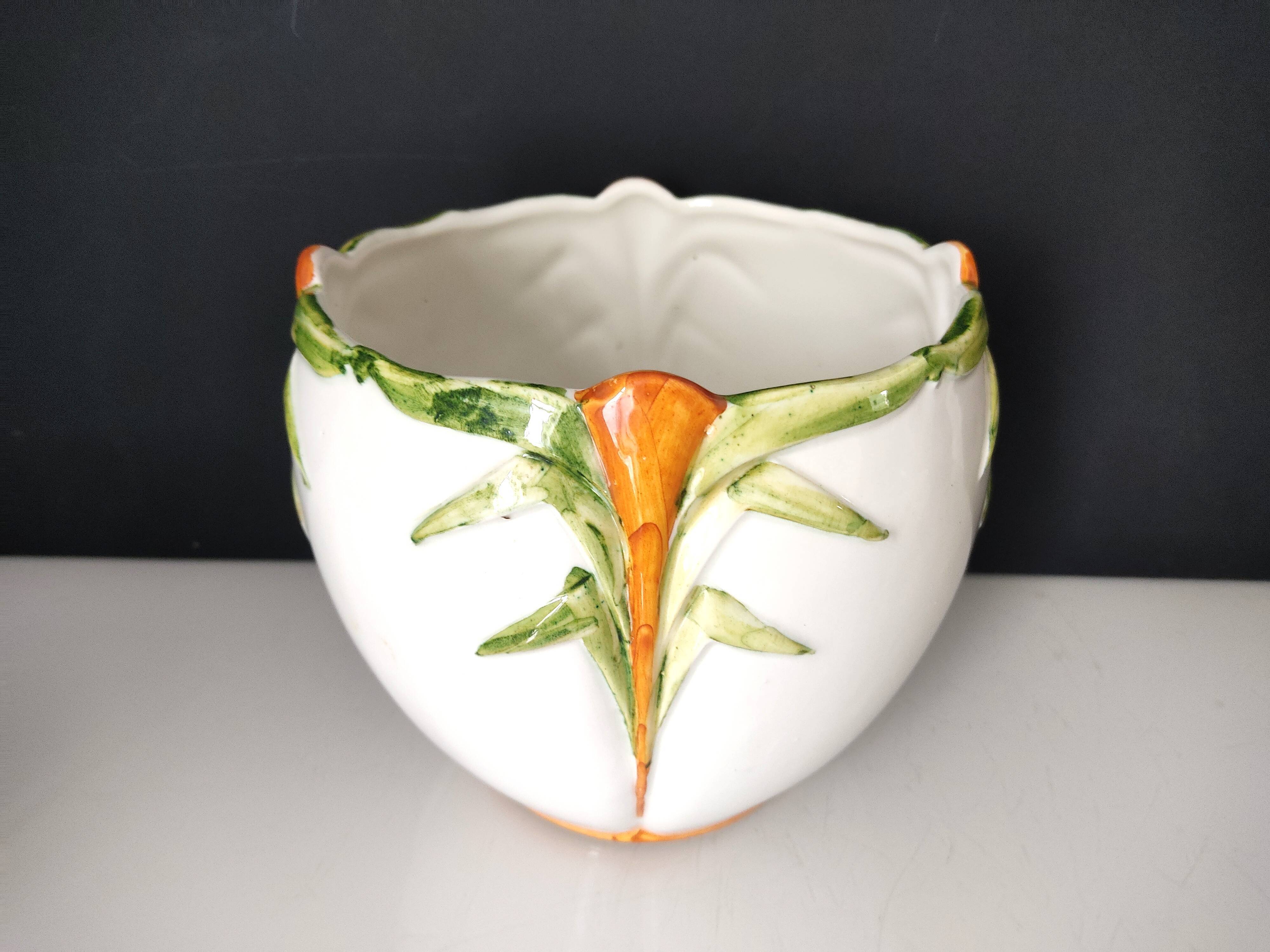 Earthenware pot cover