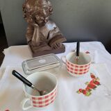 Cups