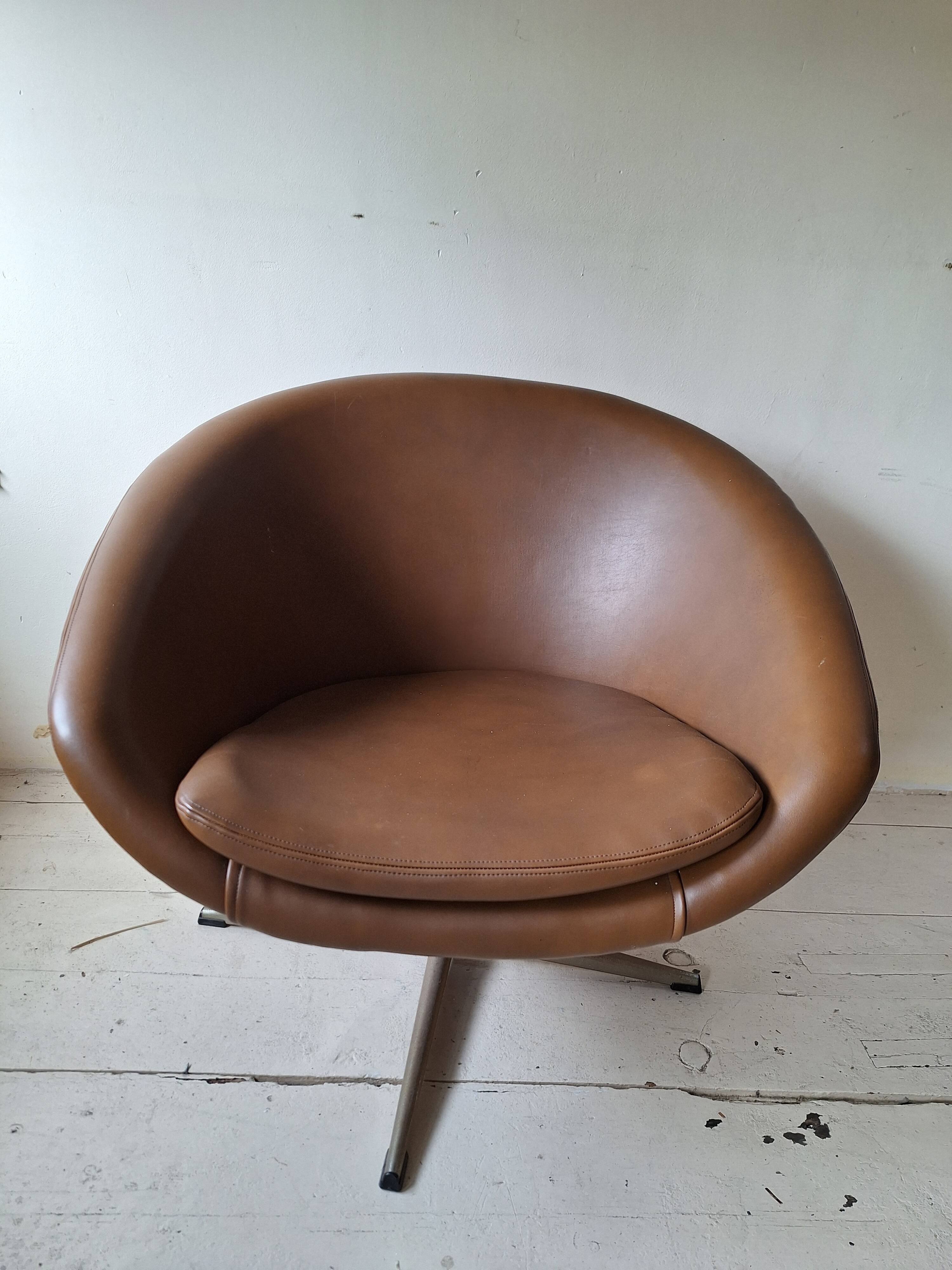 Chaise à cocktail vintage
