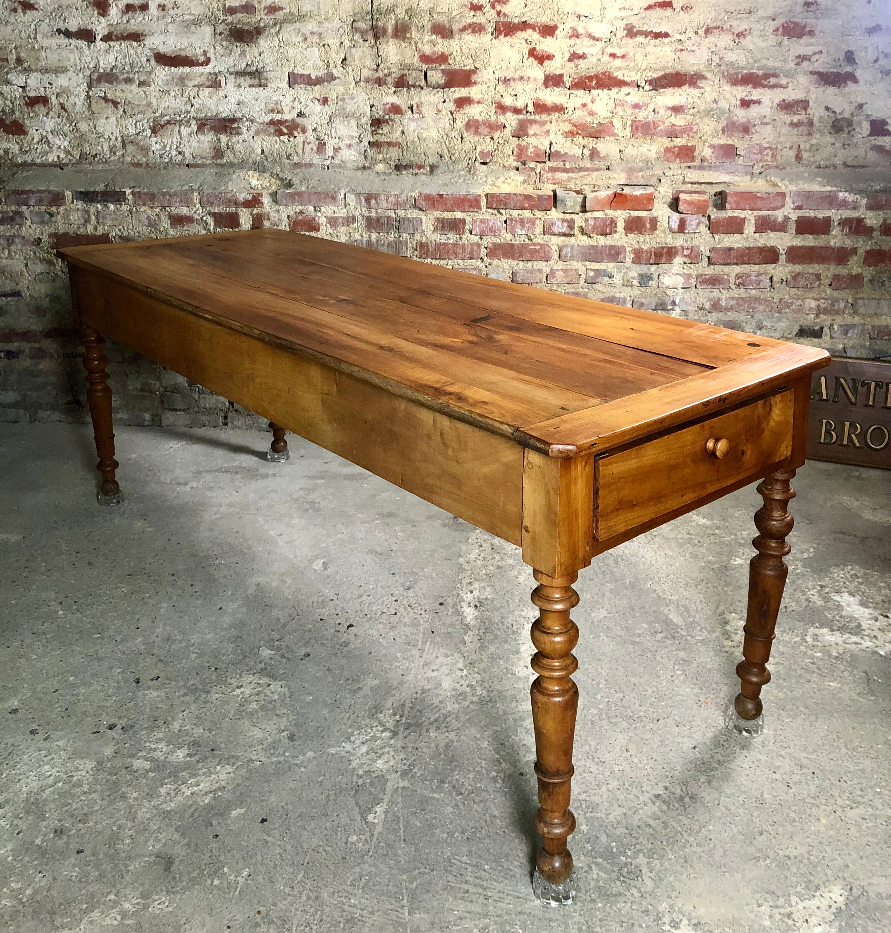 Table de ferme en merisier fin XIX eme