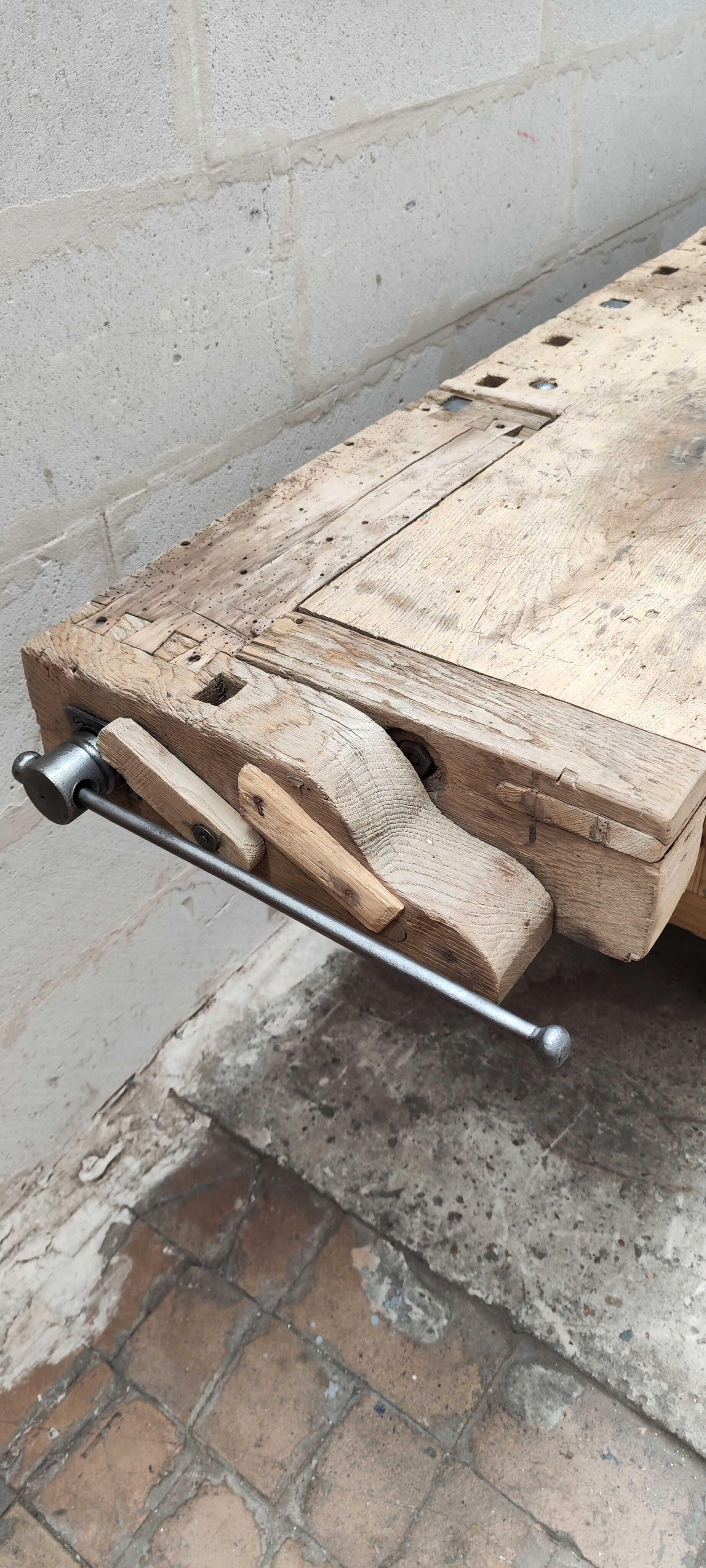 Carpenter's workbench