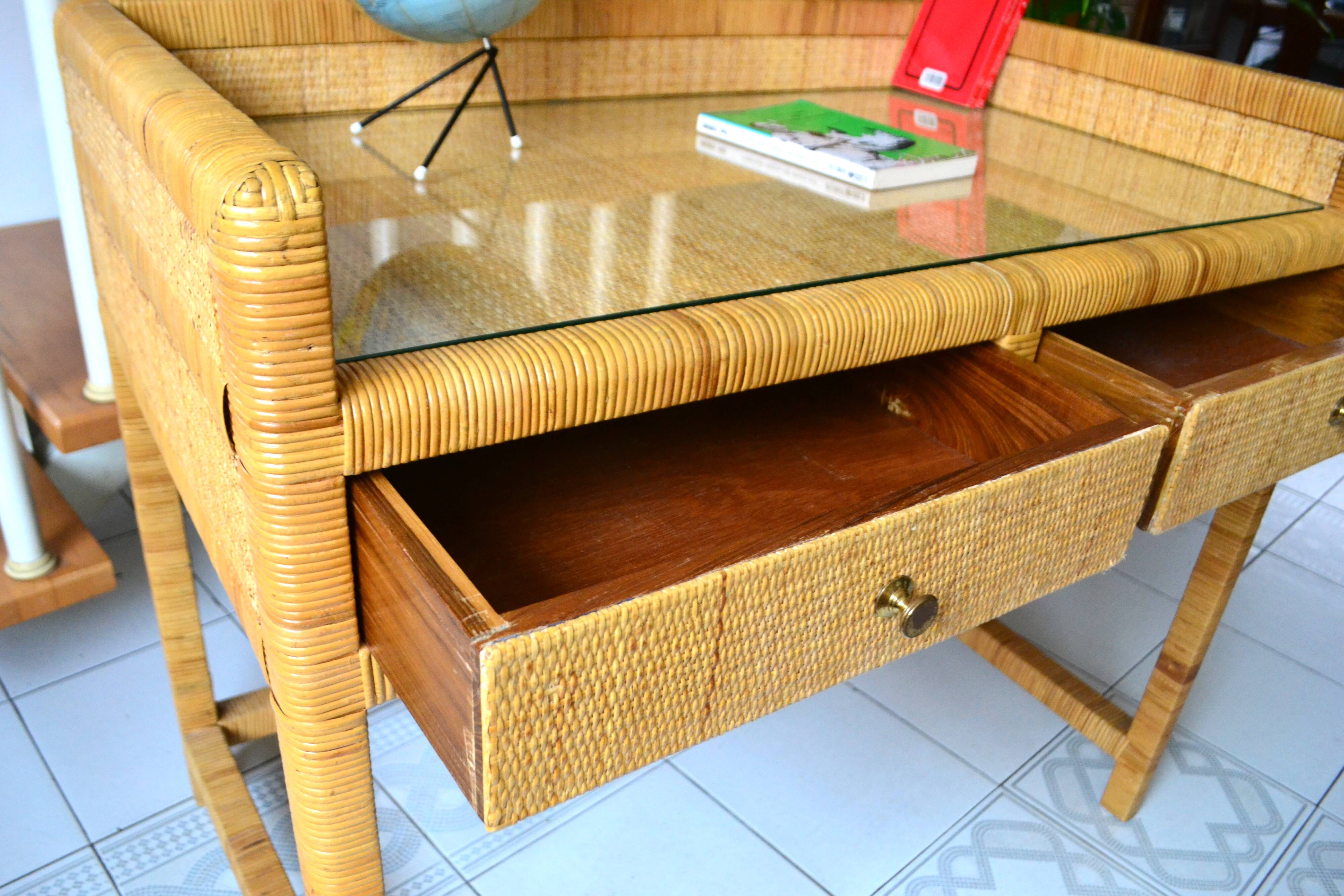 Rattan and wood desk from the 60s/70s.