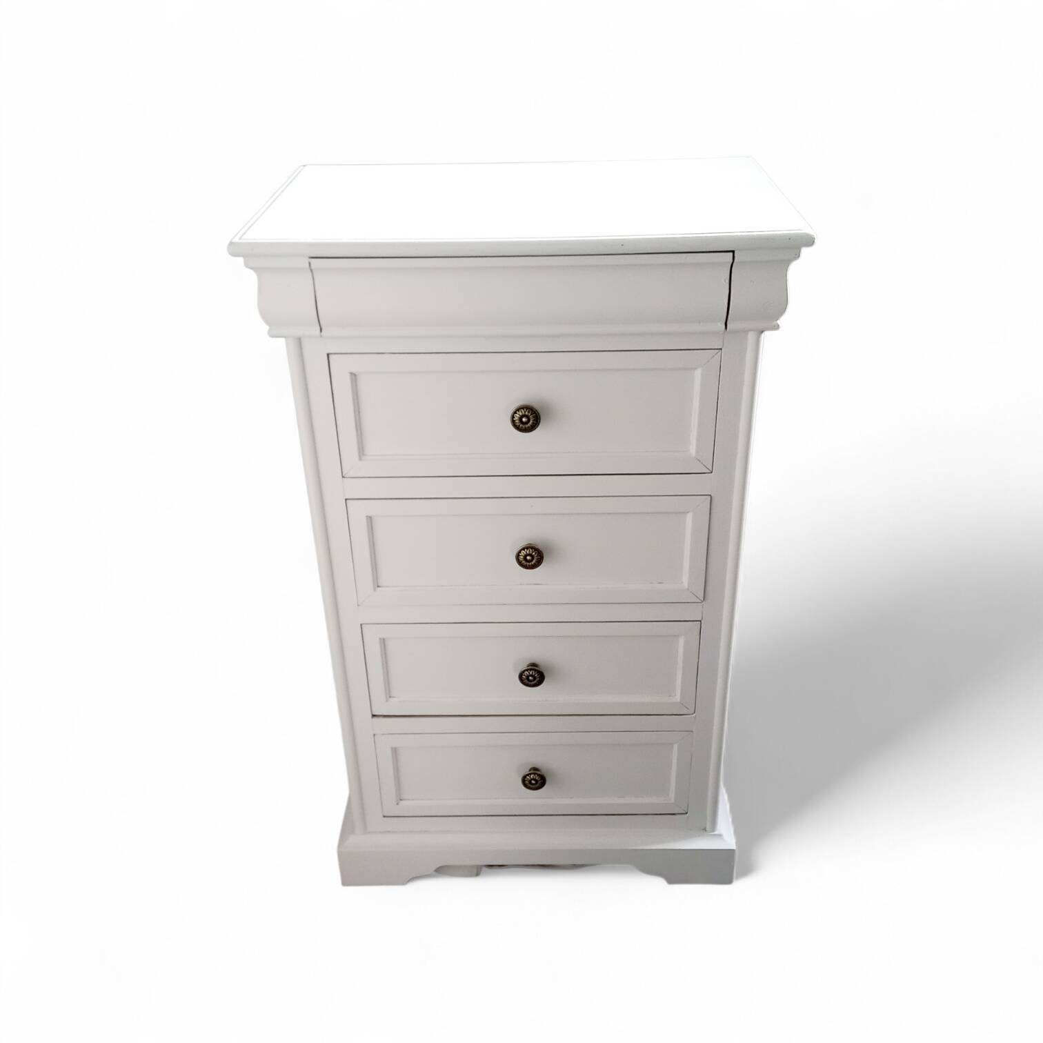 Antique chest of drawers