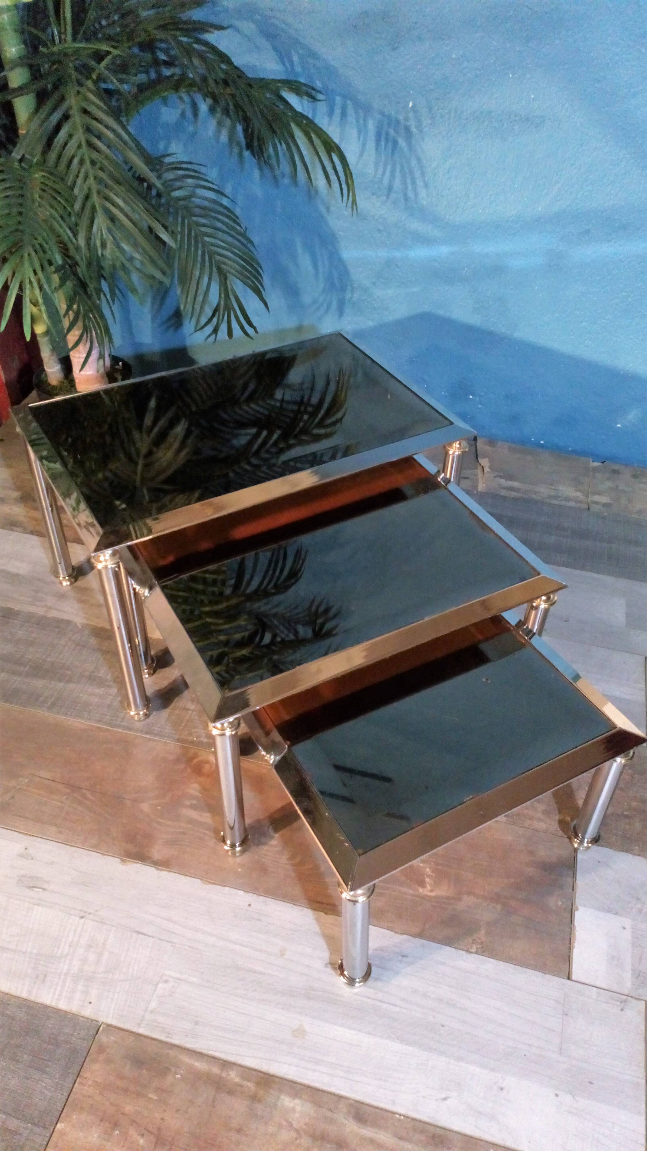 Tables gigognes 1970s