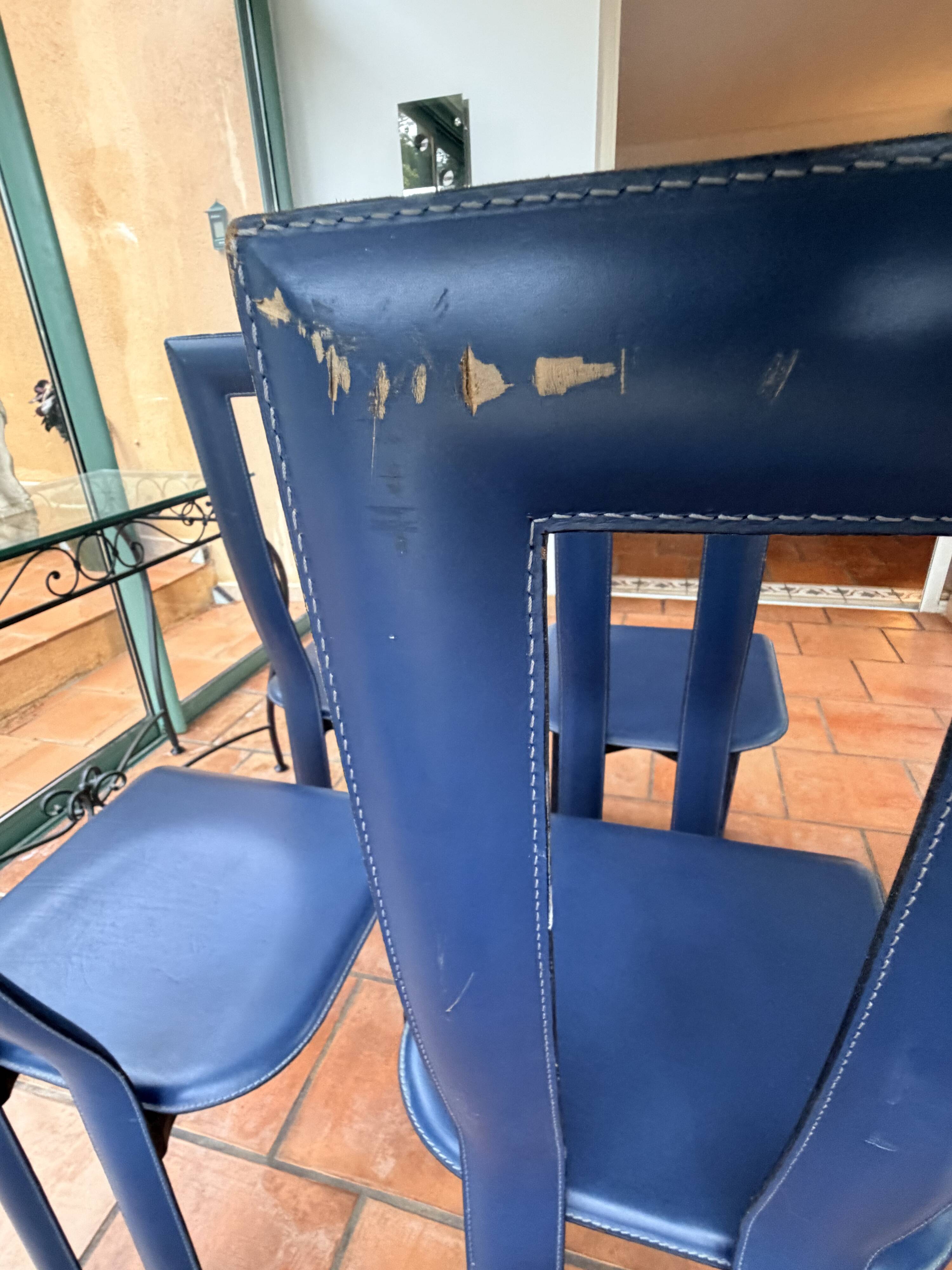 Lot de six chaises bleu de Pietro Costantini
