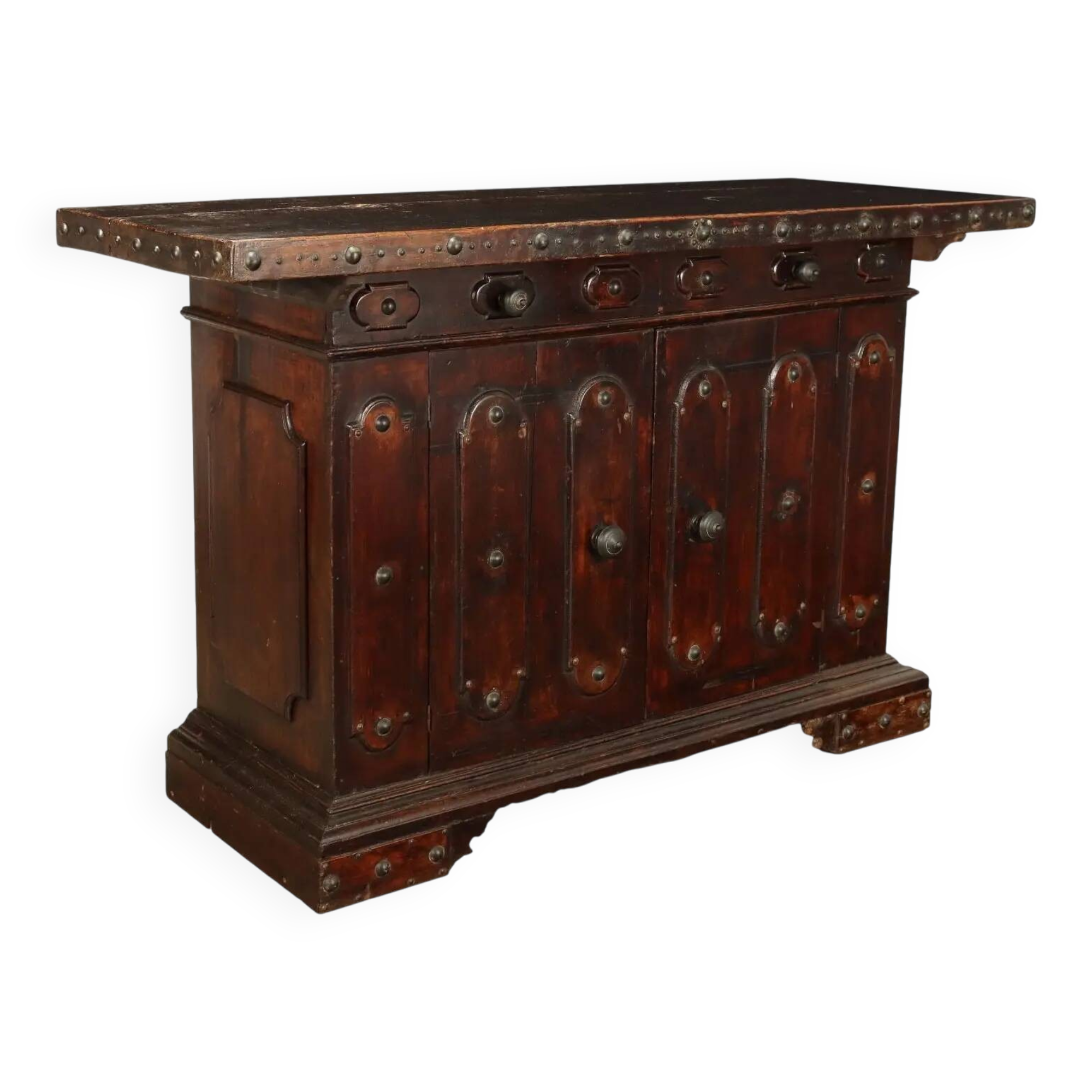 Ancient baroque buffet in walnut, Italy, 18th century