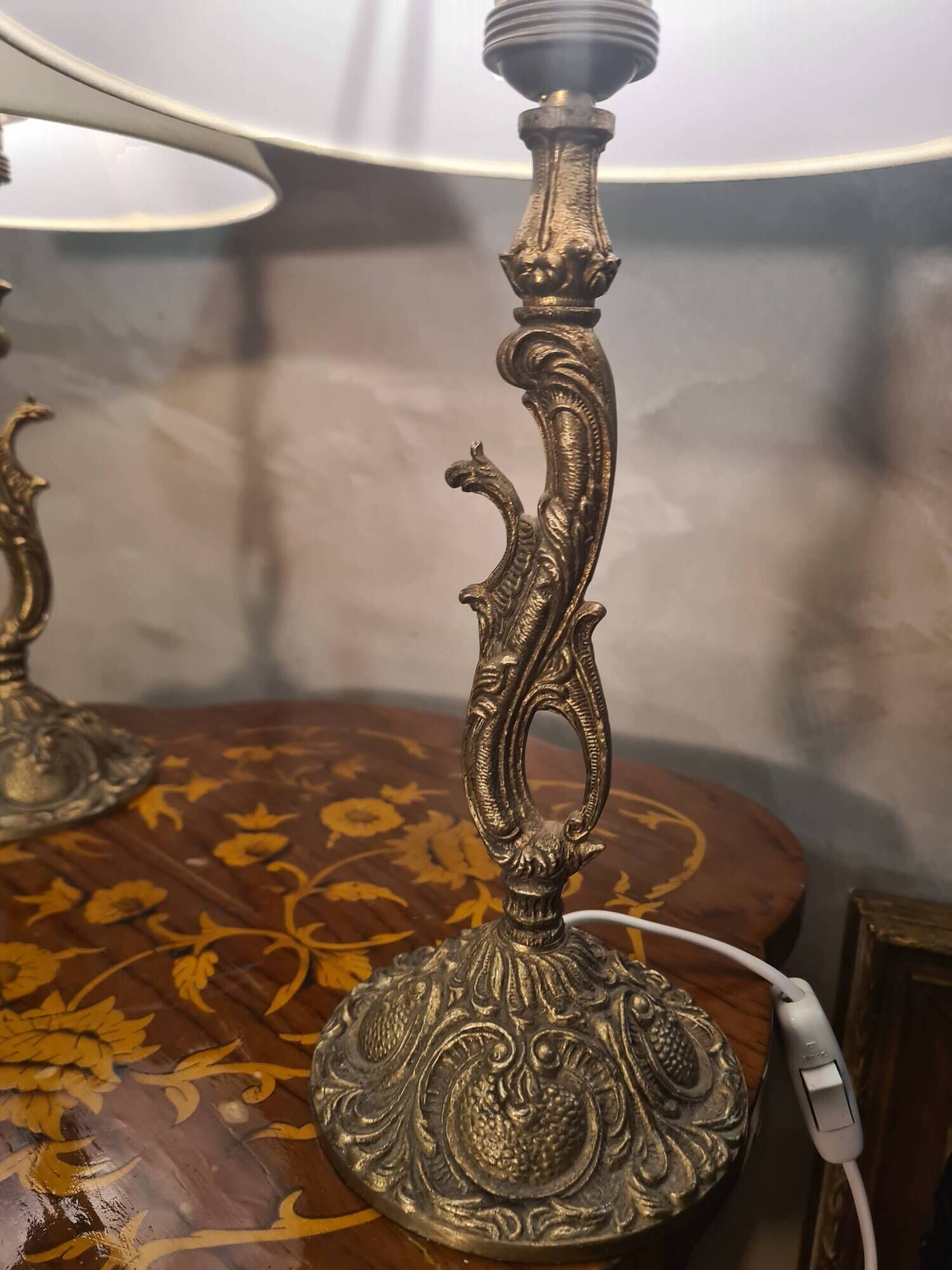 Pair of bronze bedside lamps in Rococo style 42x24, electrical working, very pretty.