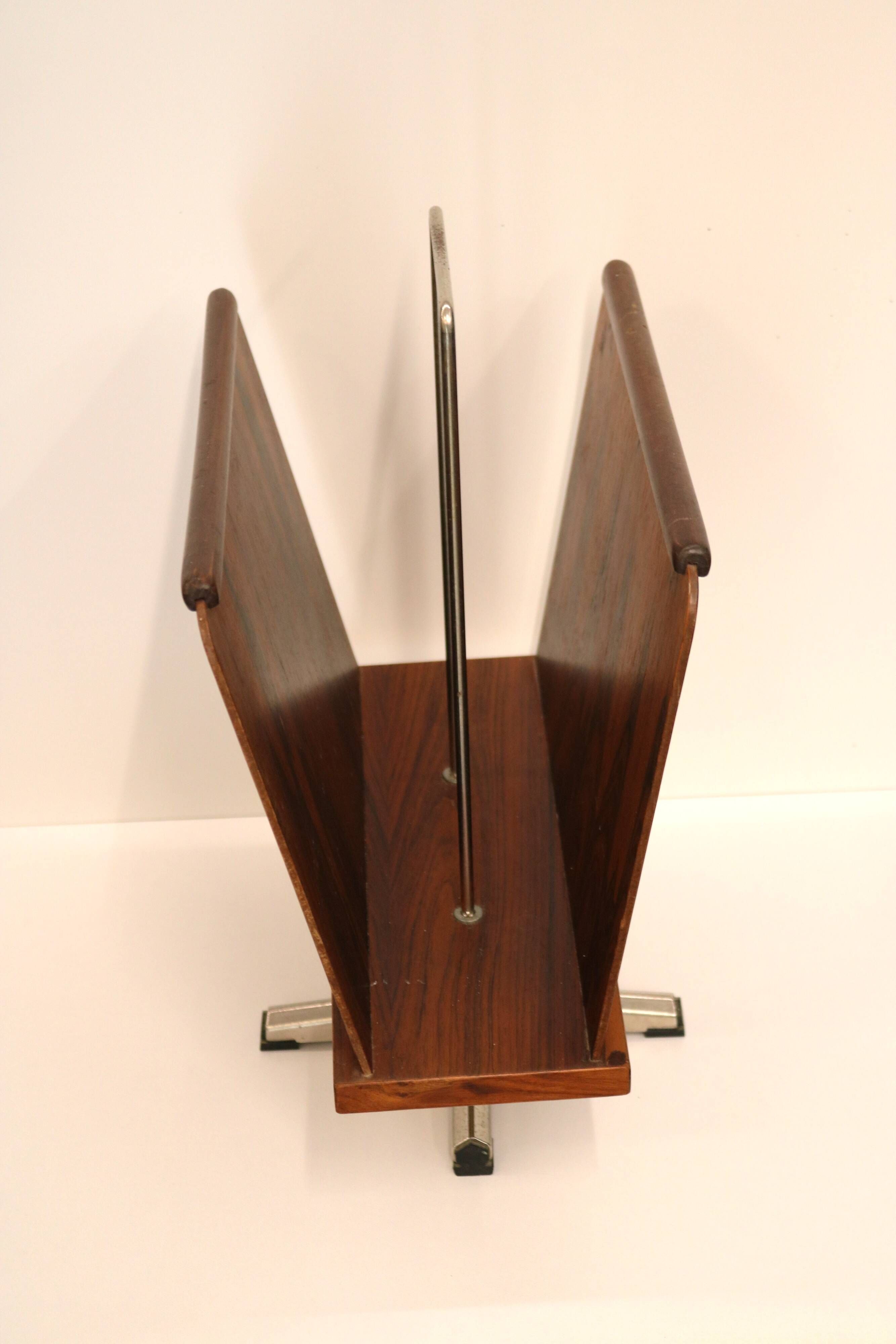 Porte-revues en teck par VAD trevarefabrikk, Norvège, années 1960.