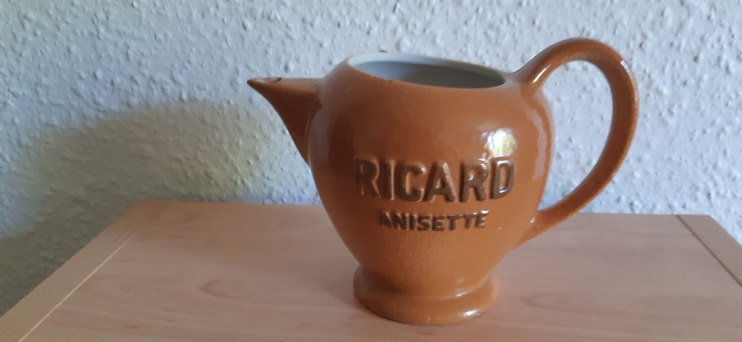 Pitcher ricard anisette