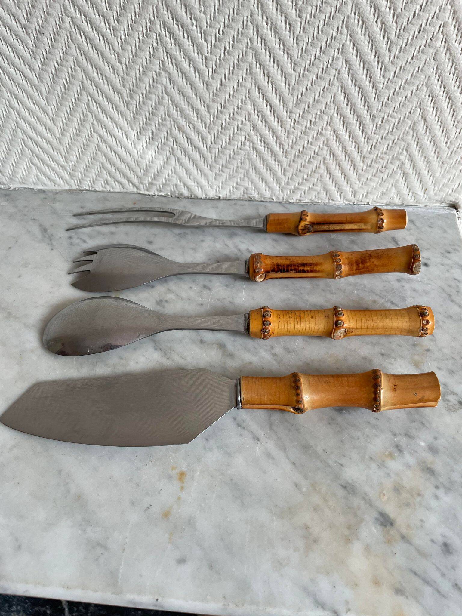 Set of four bamboo serving cutlery