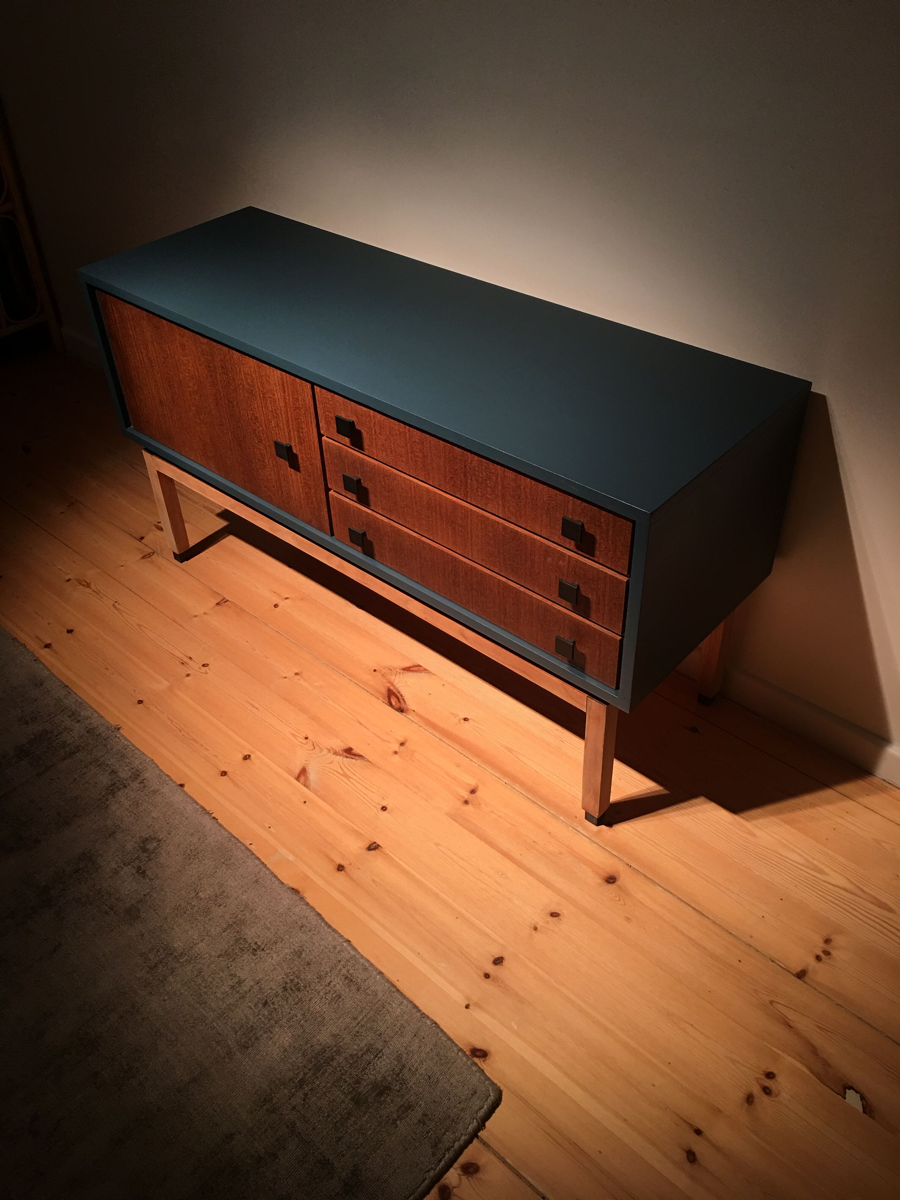 Sideboard vintage MDK