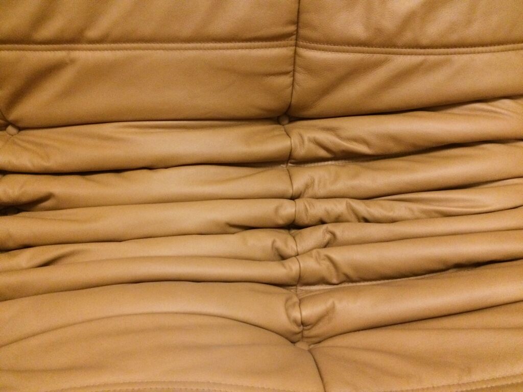 Togo sofa set model designed by Michel Ducaroy 1973