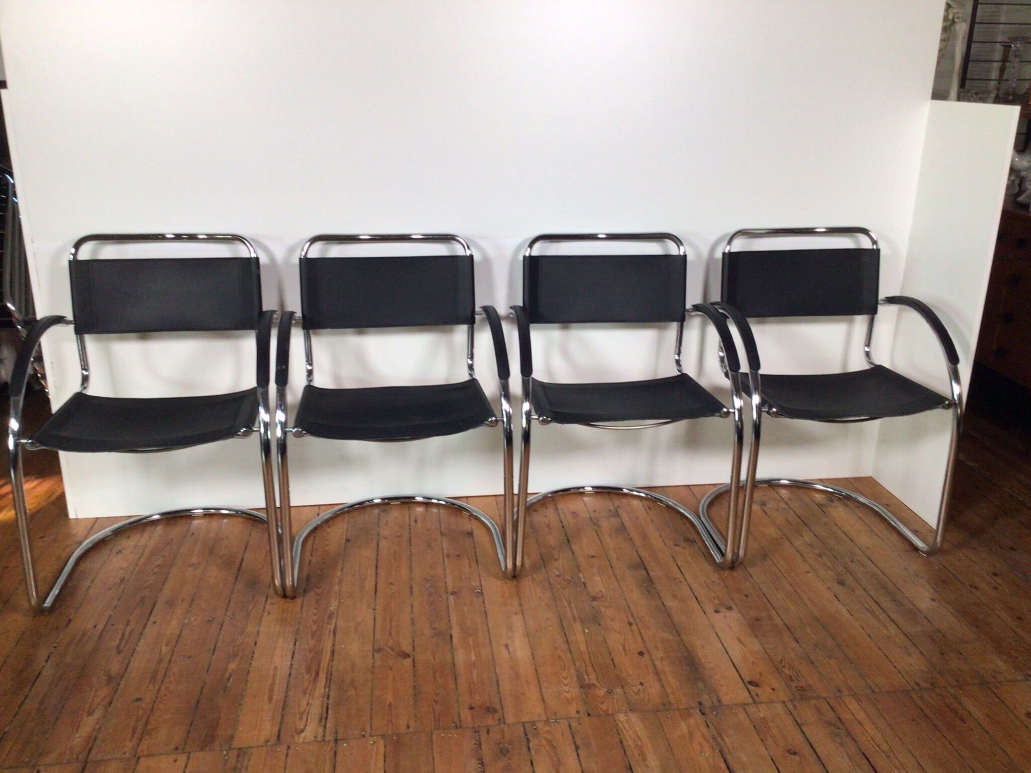 Set 4 chroom buisstoelen