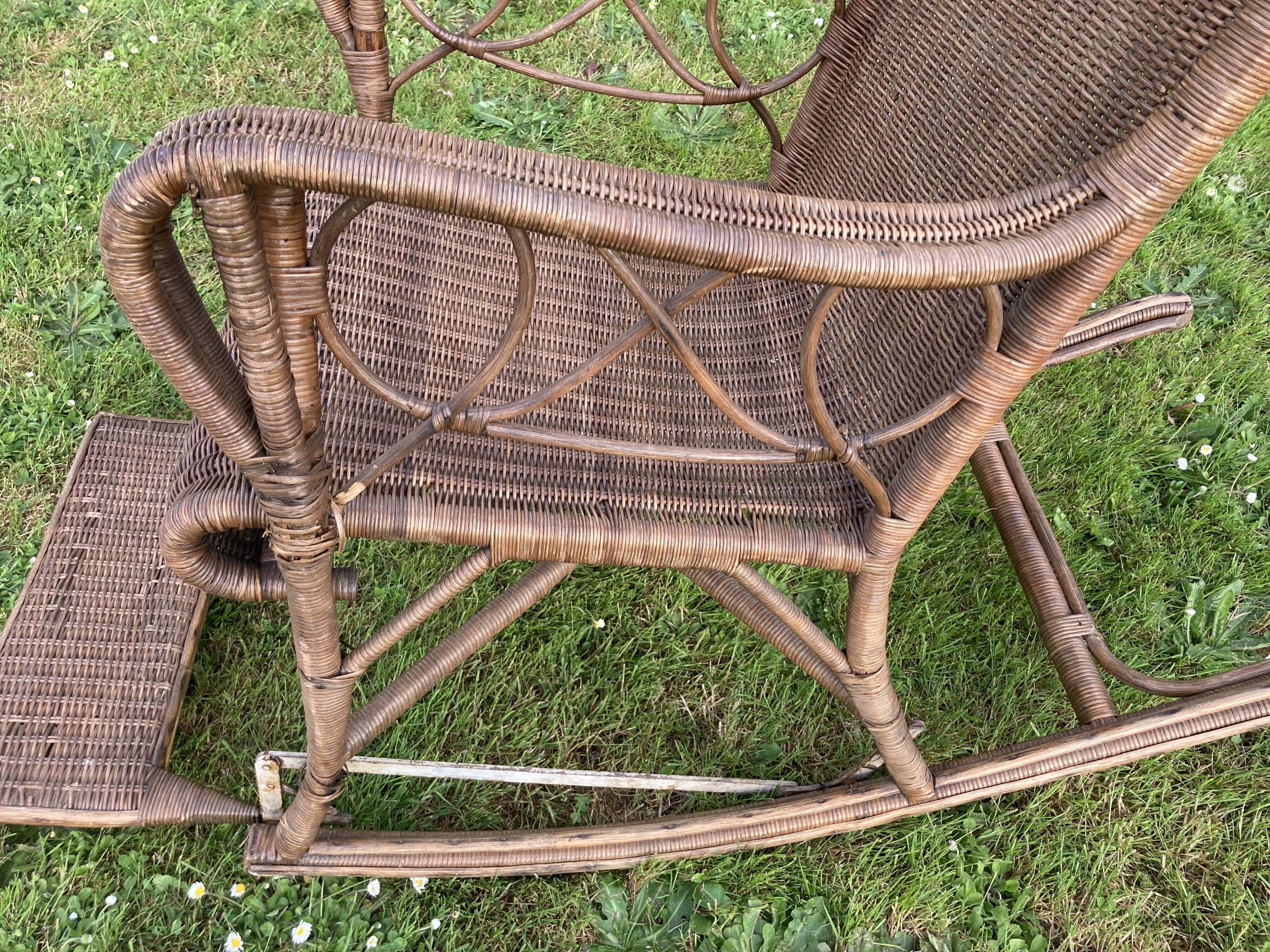 Former rattan rocking-chair chair