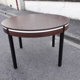 Round table expandable years 70