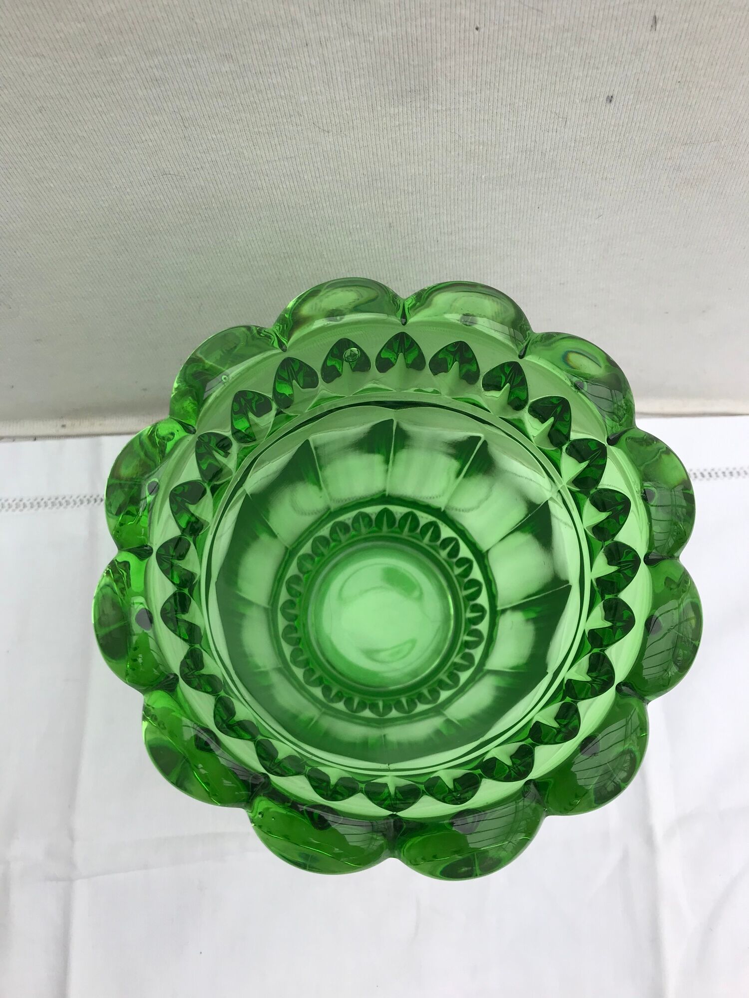 Former Vase ART DECO Style AVEN Glass Green Mold Vintage Decoration