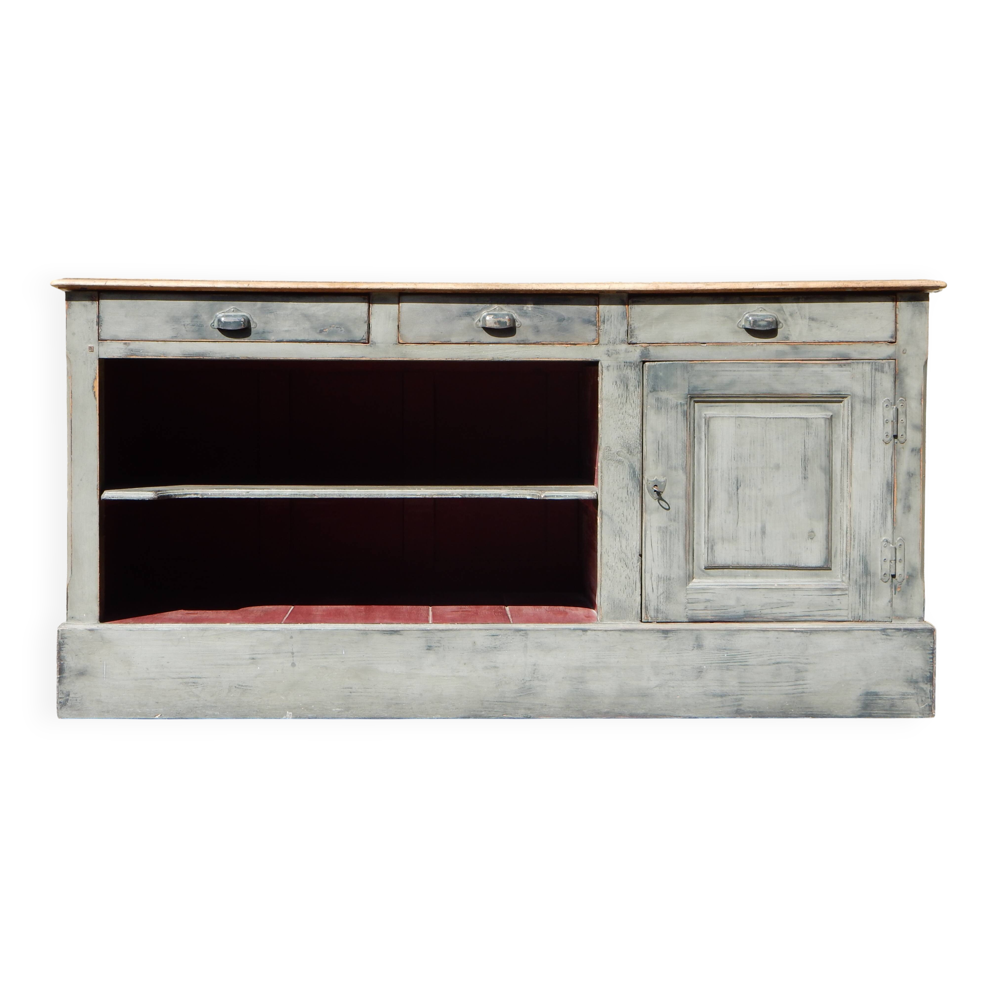 Old weathered counter/trade furniture/kitchen island
