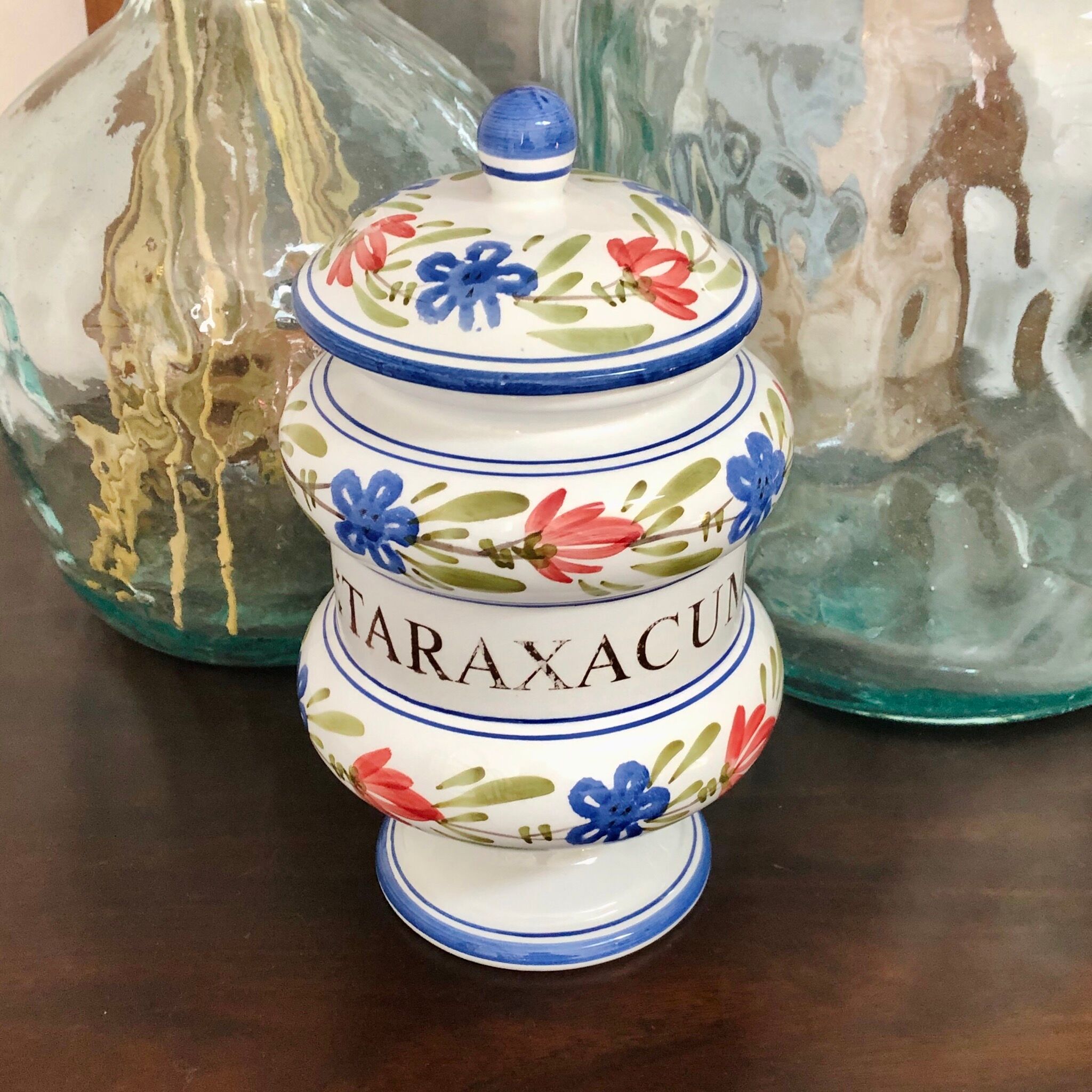 Ceramic pharmacy pot