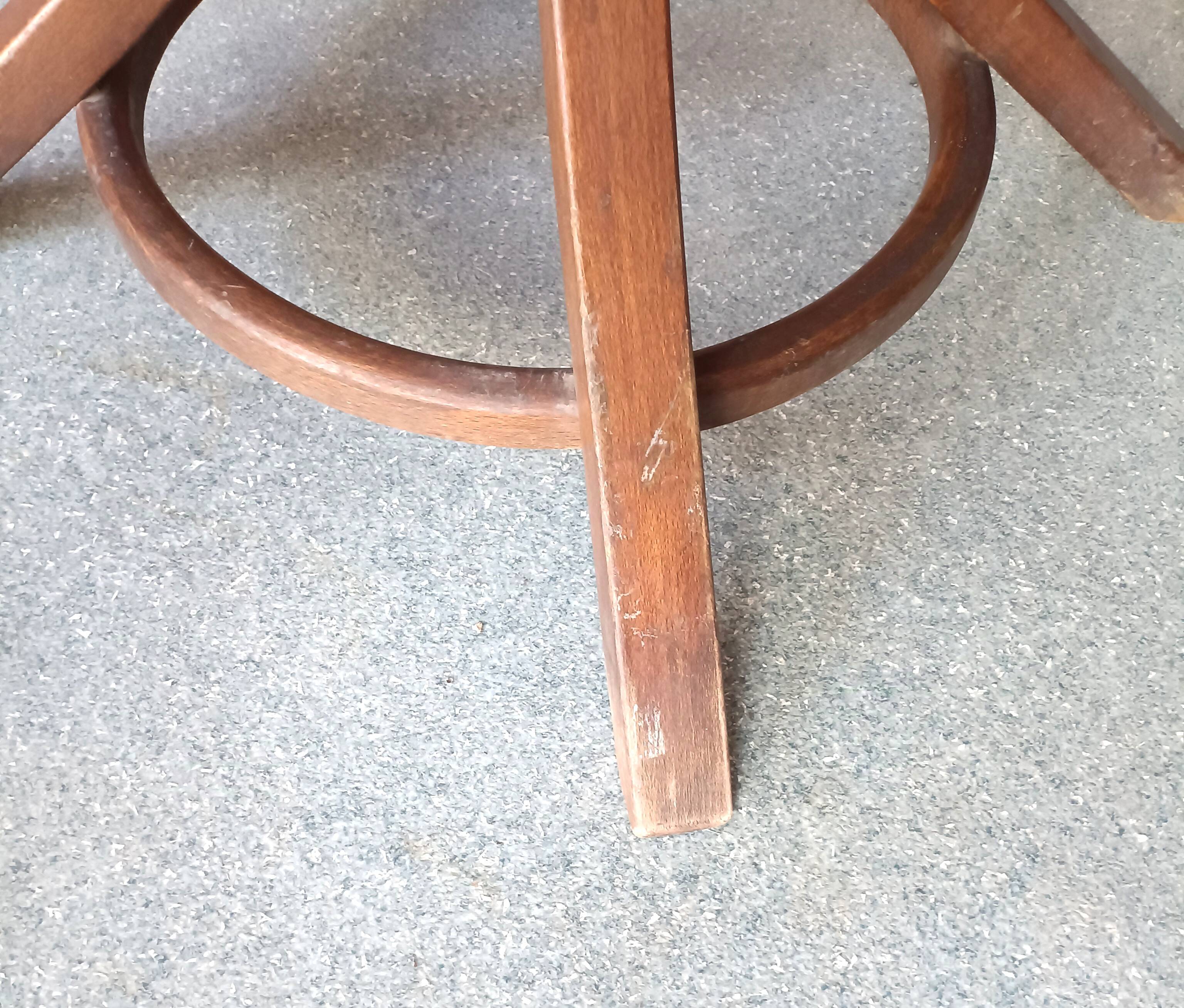 Wooden parrot coat rack