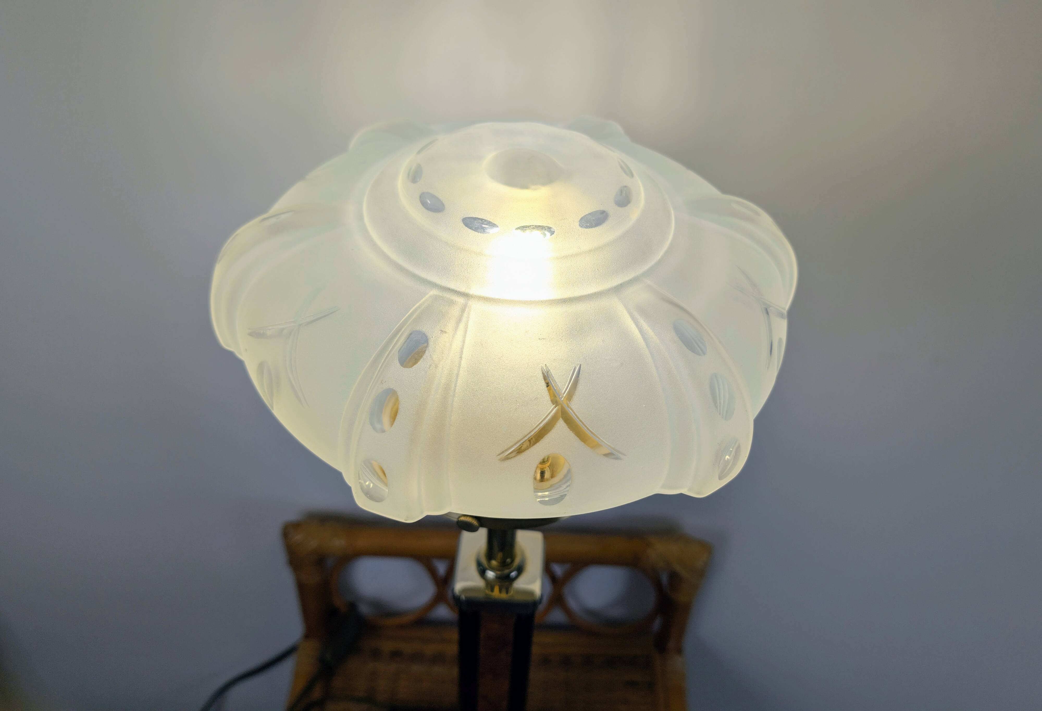 Lampe de table Art Déco pied Monteuse N°25 et verre opalin