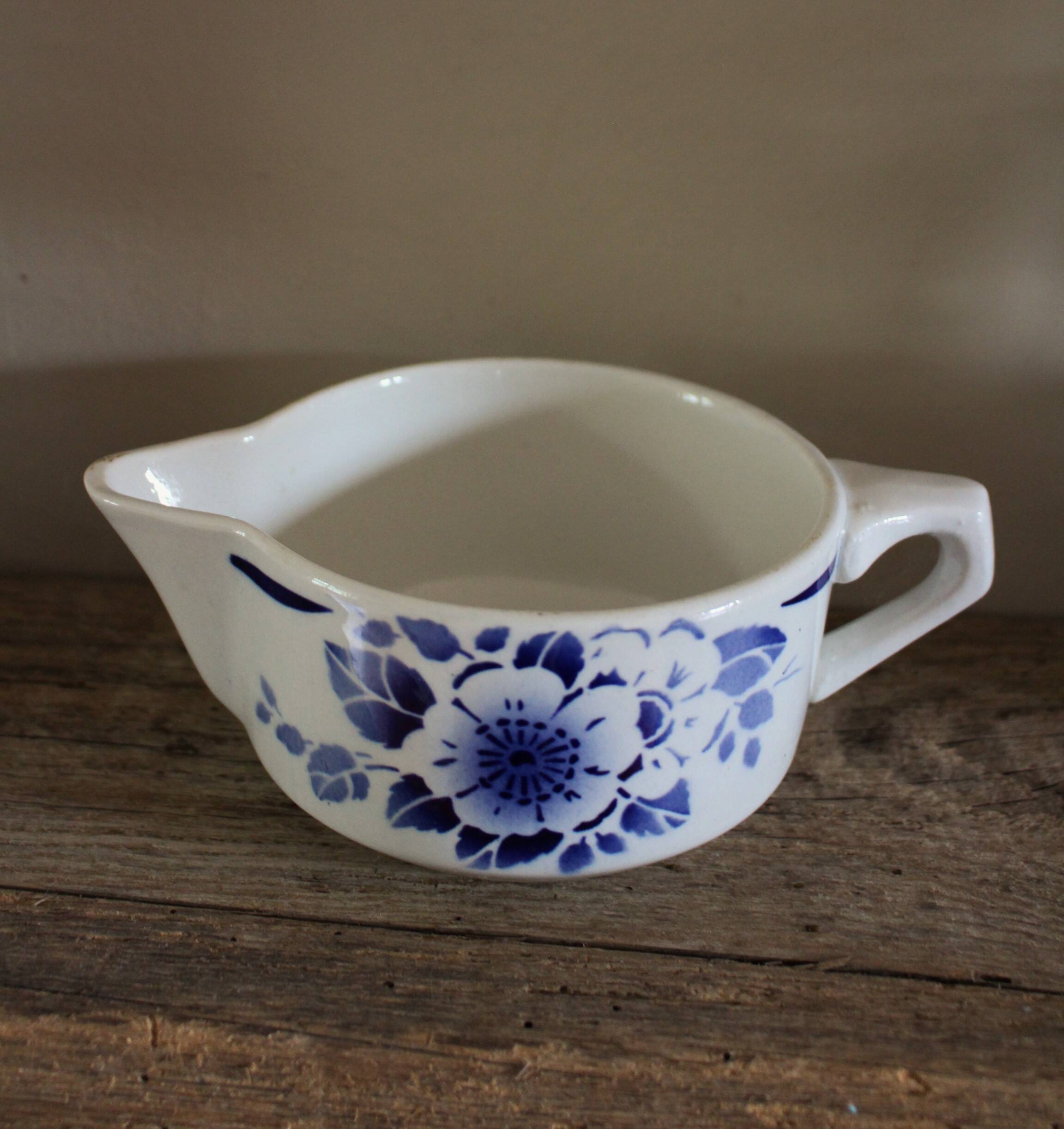 Blue flower gravy boat Saint Amand Art Deco