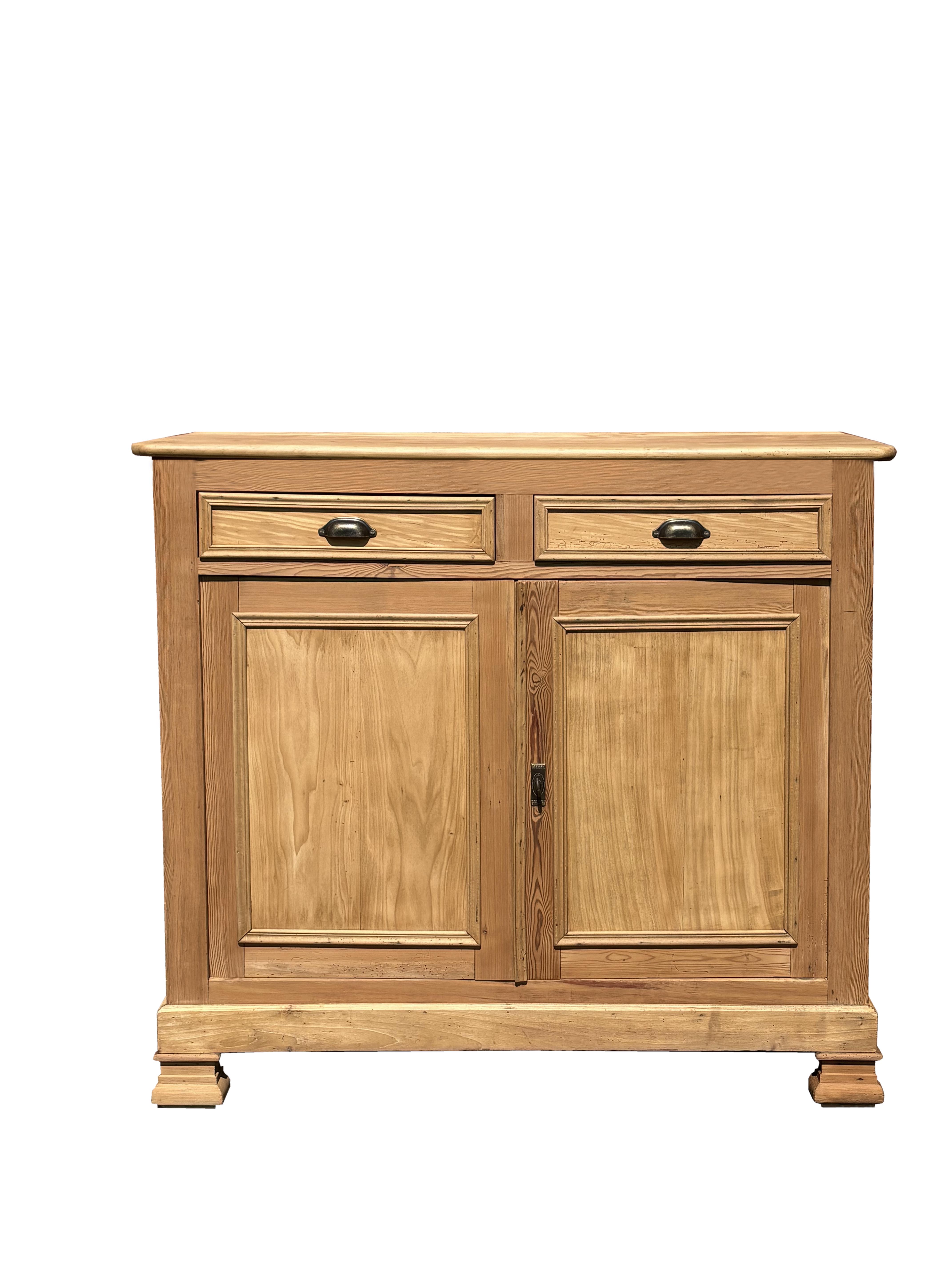 buffet parisien ancien en bois fruitier et pin