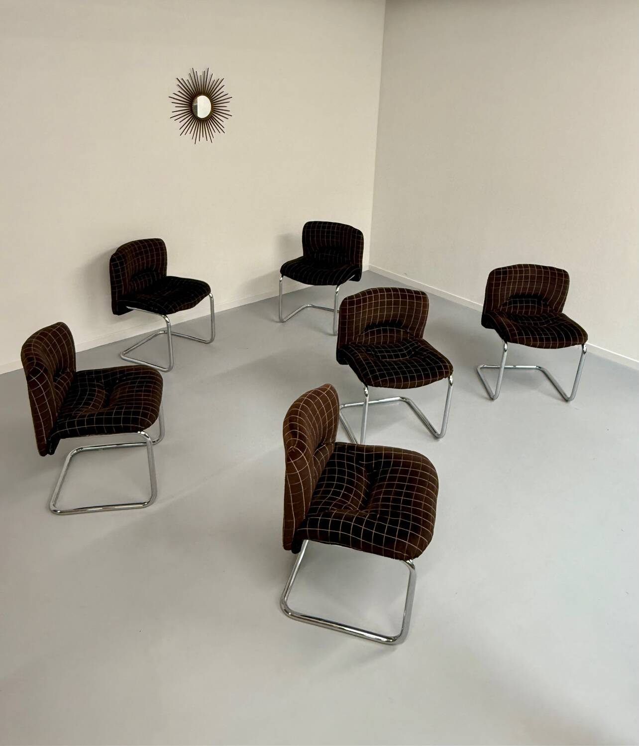 6 old tubular and velvet chairs Italian design from the 70s