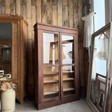 Louis-Philippe display cabinet in walnut