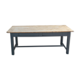 Farm table