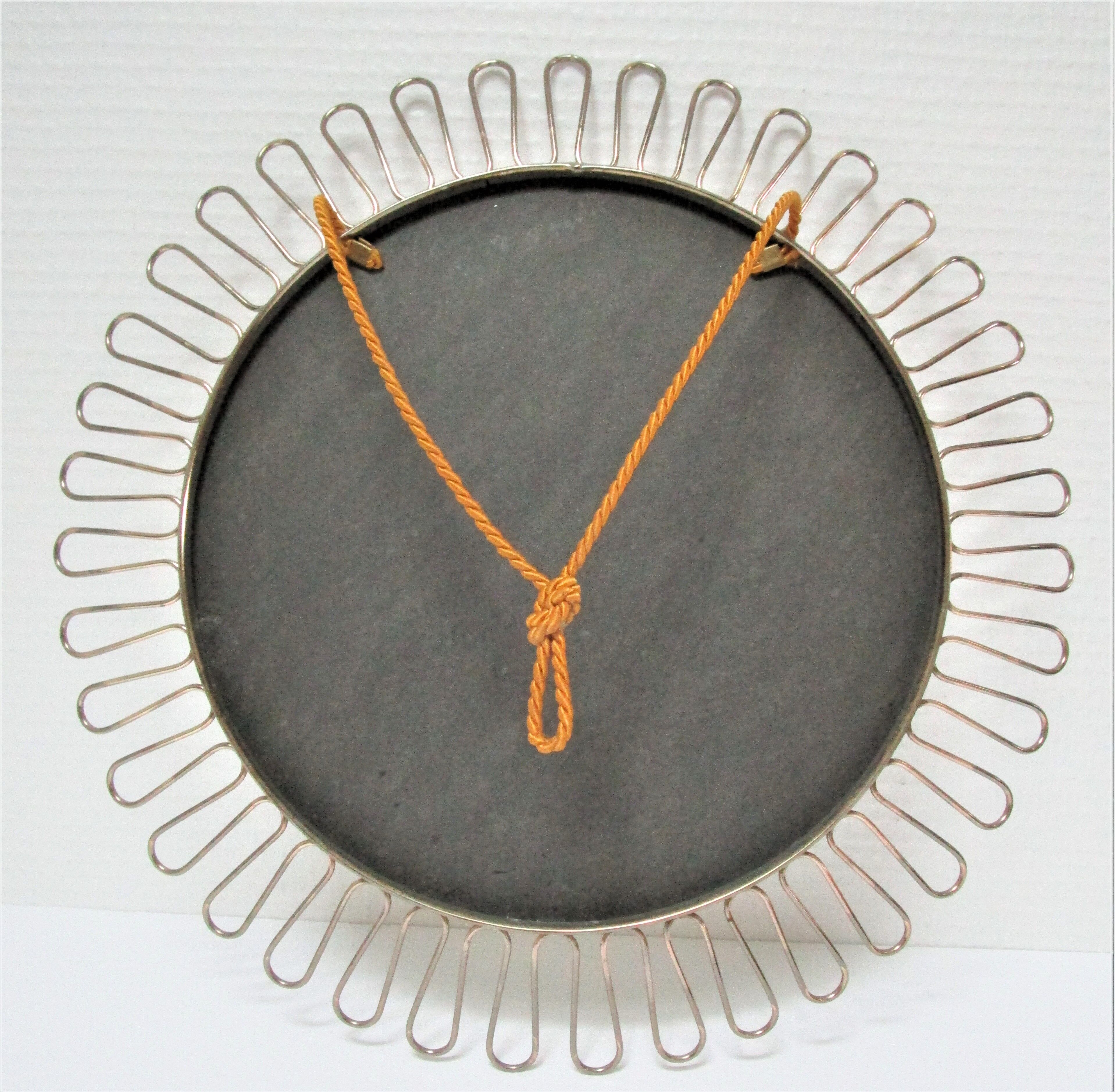Round mirror flower vintage metal