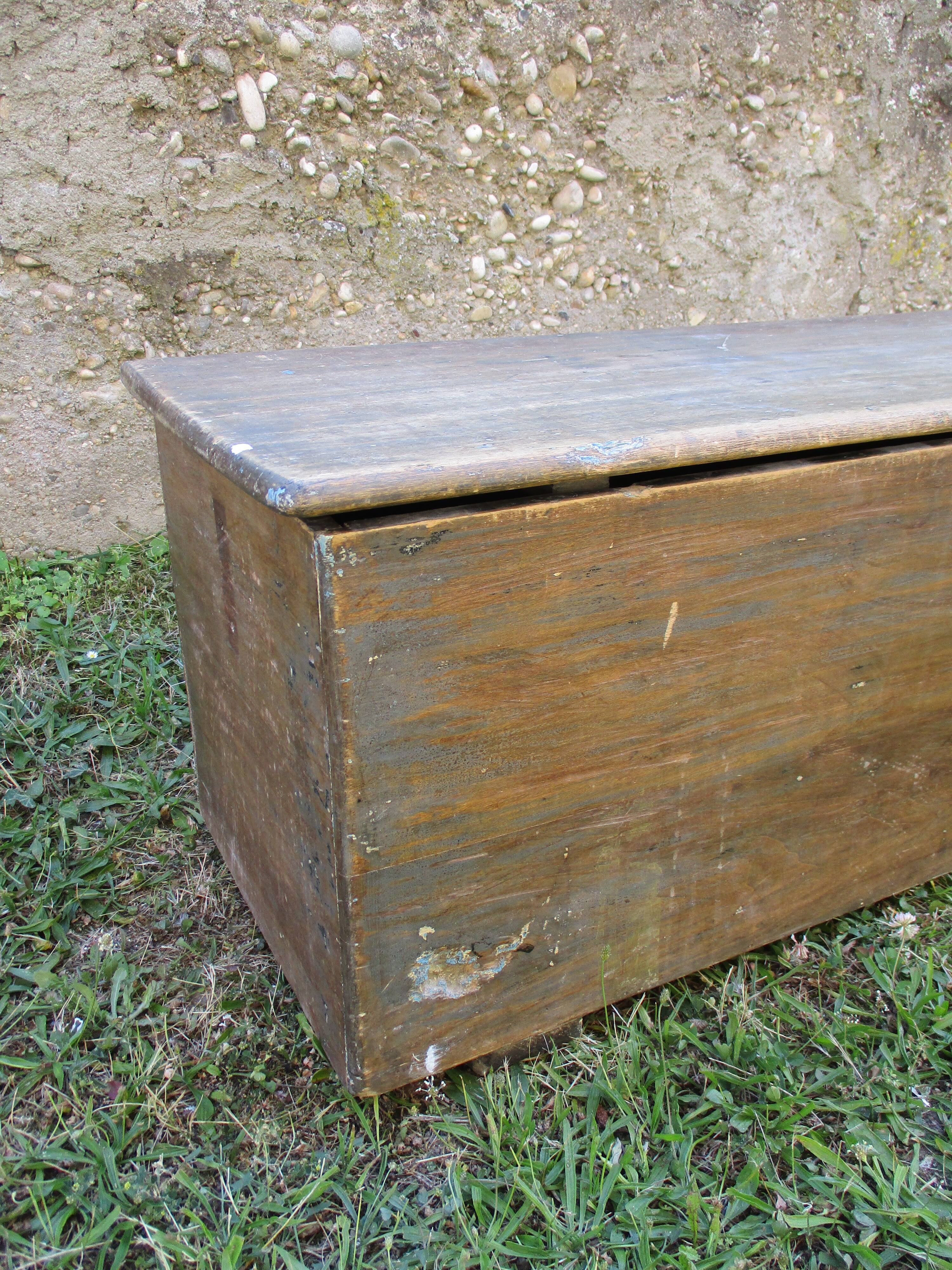 Wooden box