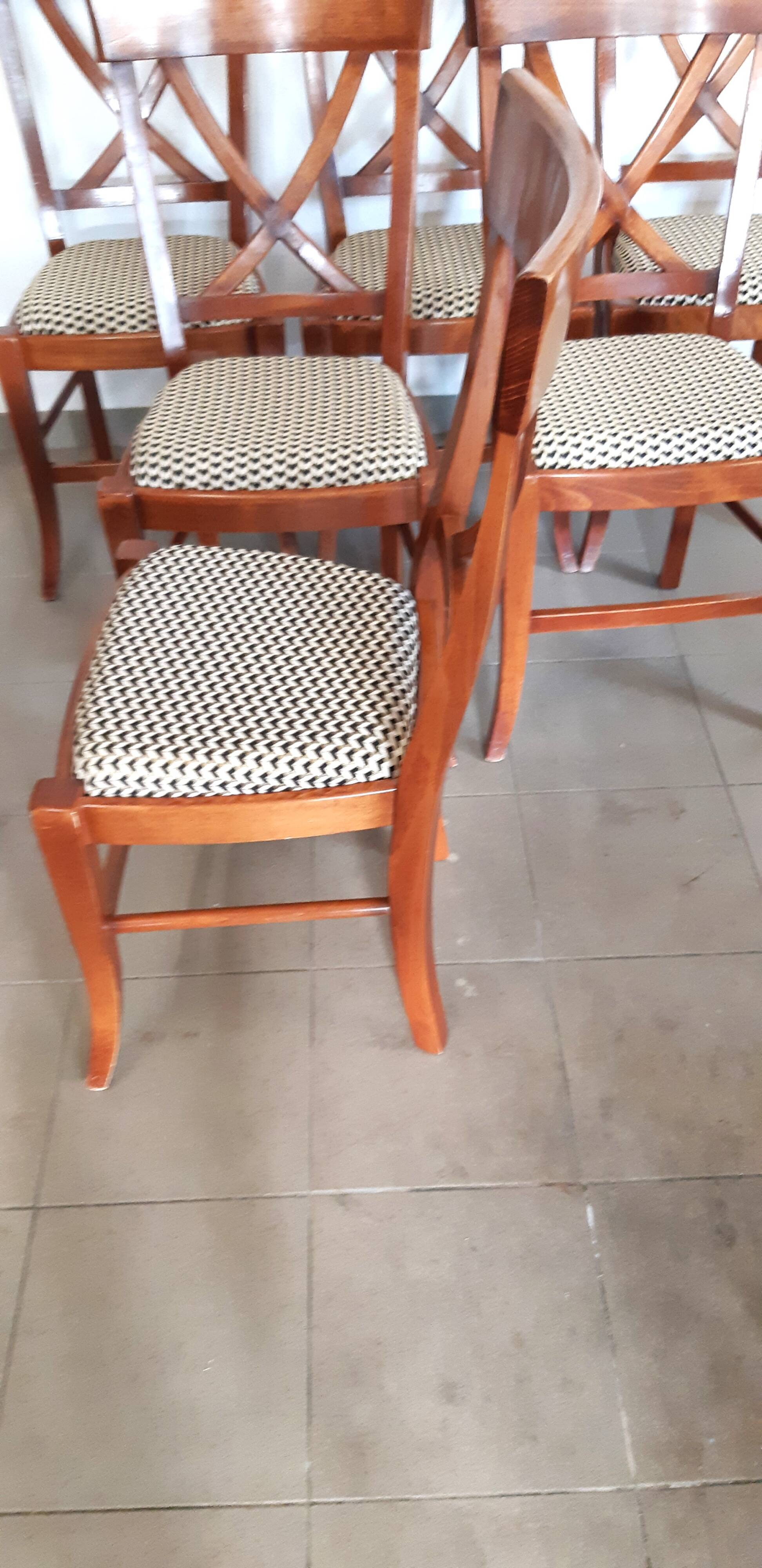 set of 6 recent Restoration style chairs in solid stained beech in excellent condition