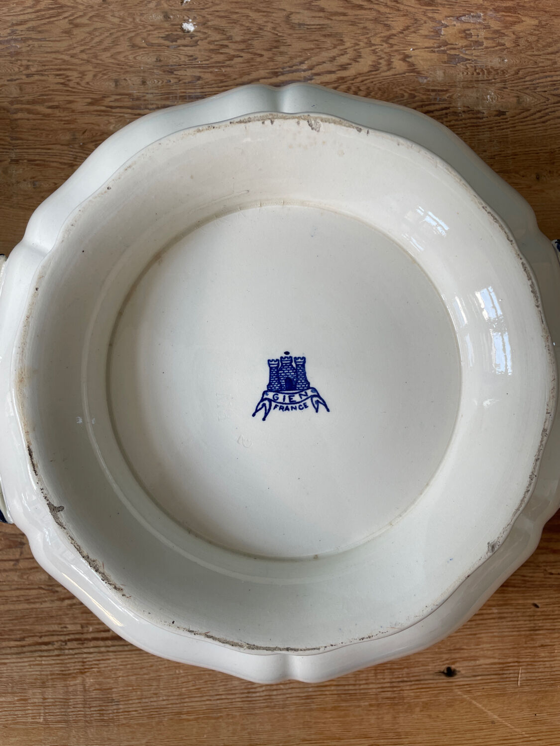 Soupière XIXth earthenware of Gien