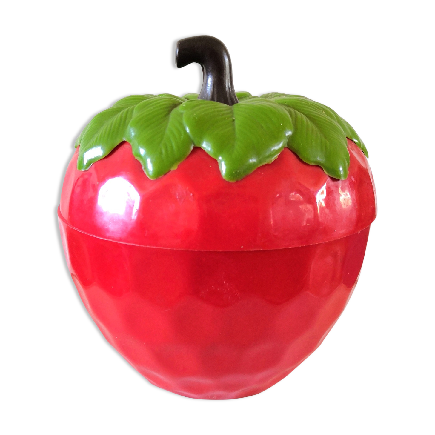 Strawberry ice bucket design 70s