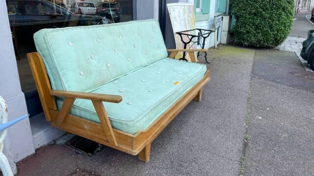 Vintage sofa bed