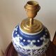 Pied de lampe en porcelaine