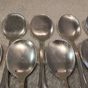 10 silver-plated metal ice scoops, silversmith Saglier Frères, gadroons