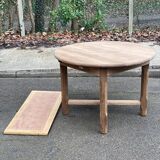 Renovated round extendable farmhouse dining table in solid oak 110-155cm.