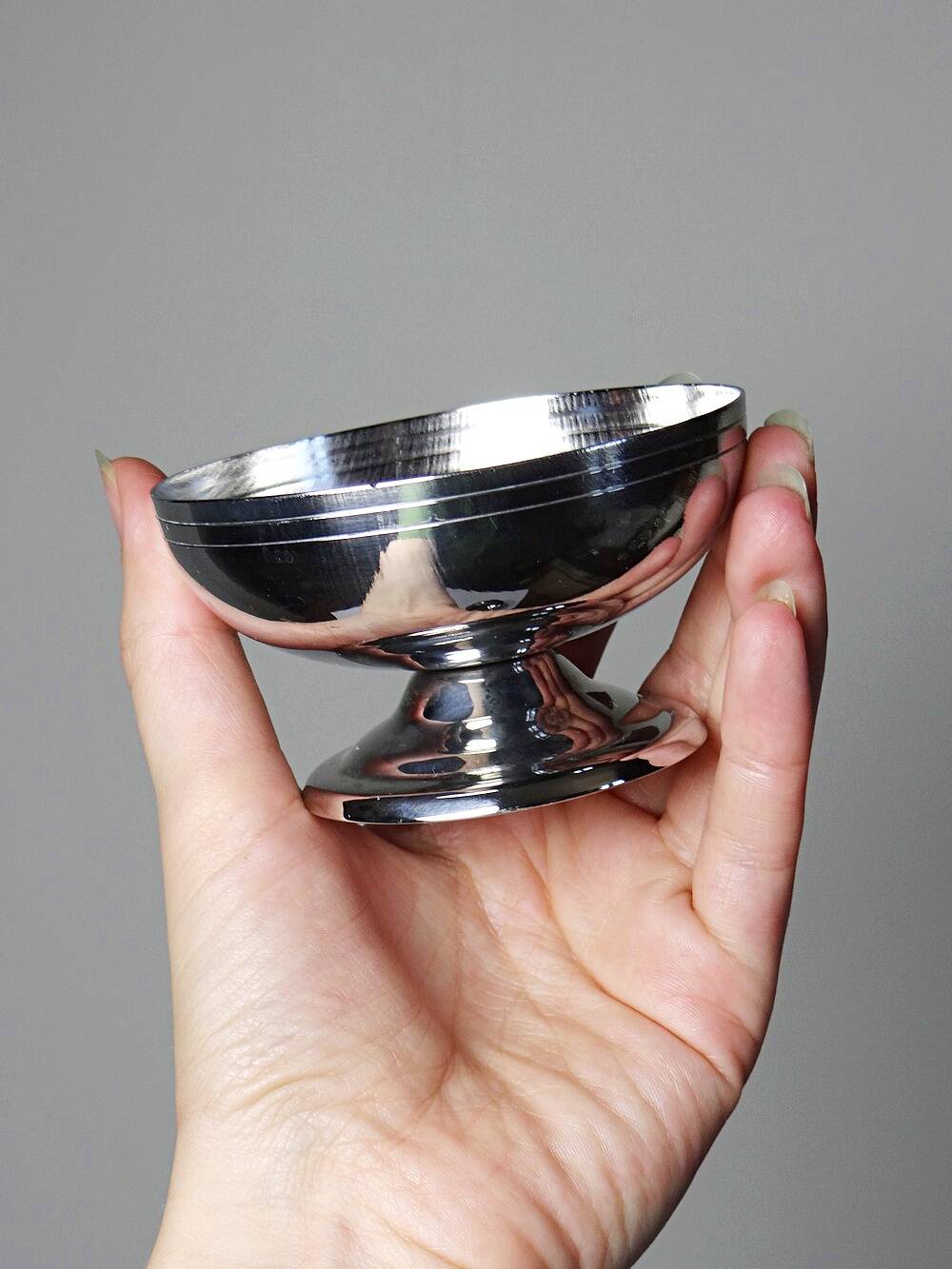 6 vintage bistro-style stainless steel dessert bowls on feet