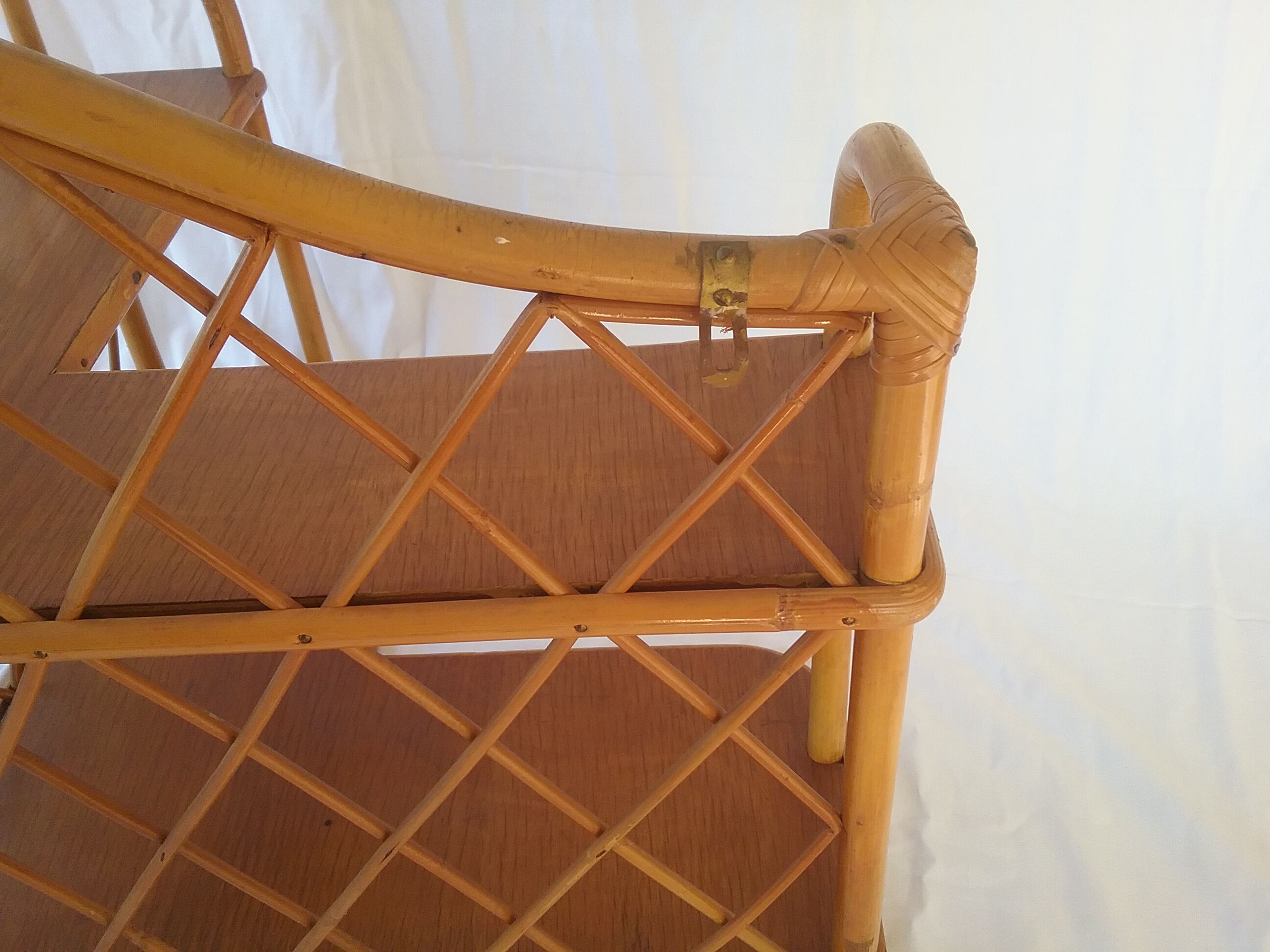 L shaped rack in rattan