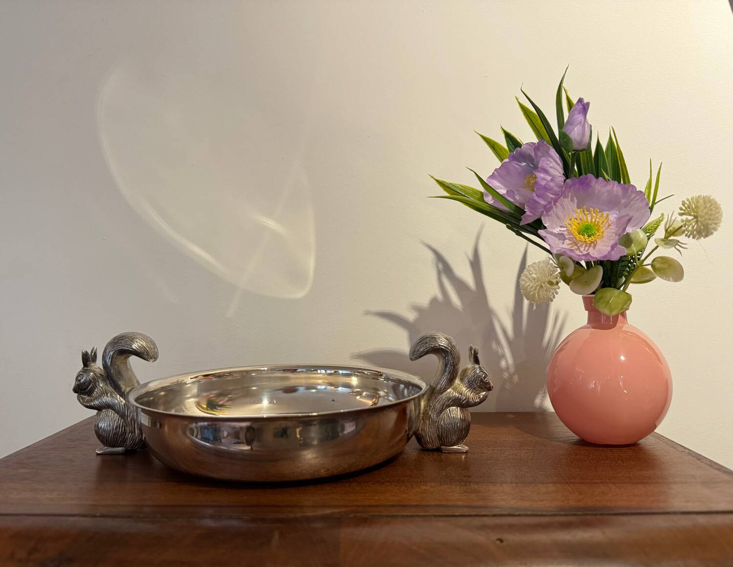 Silver-plated catchall with squirrels, 20th century.