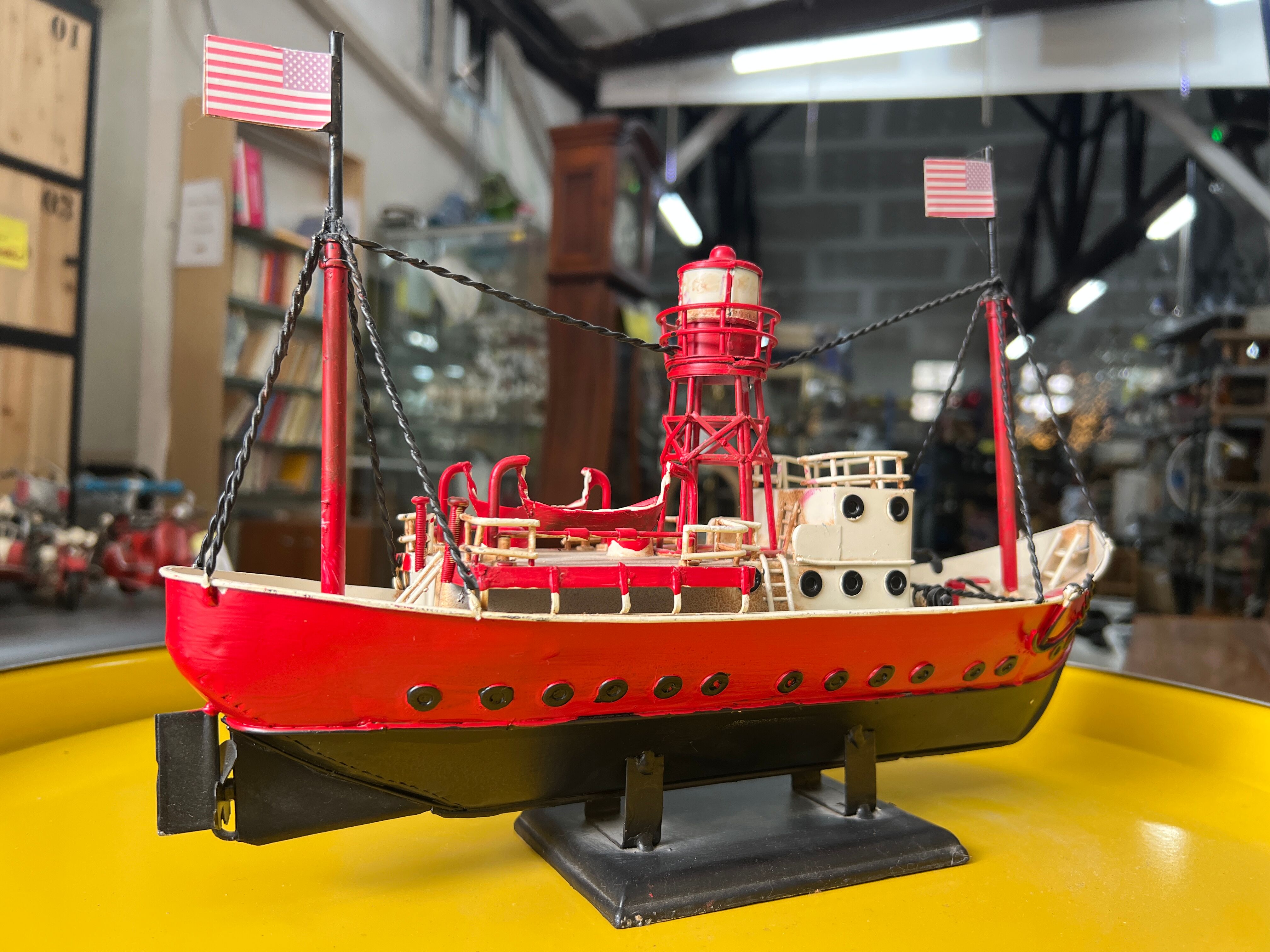American metal lightship
