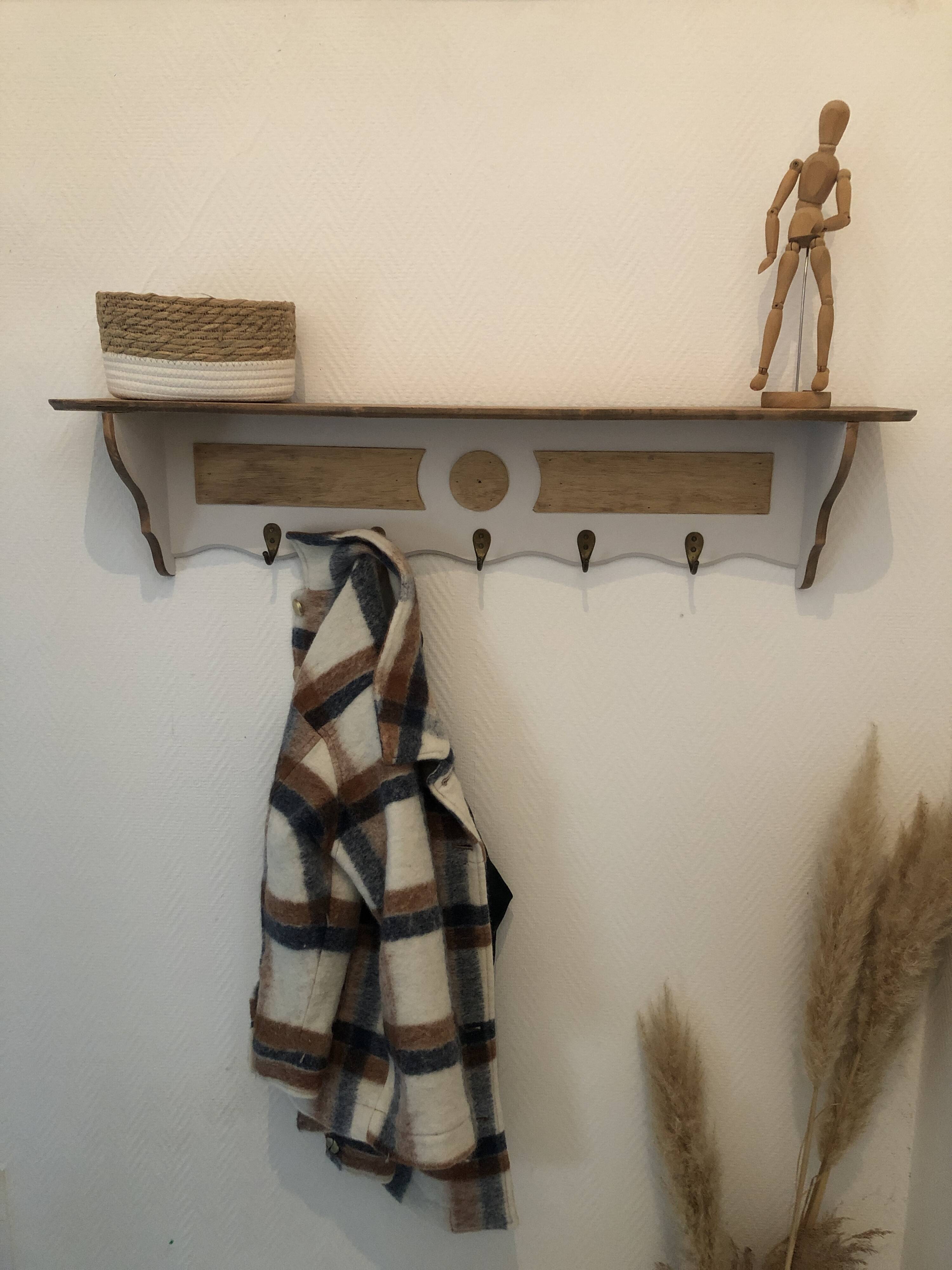 Patère en bois