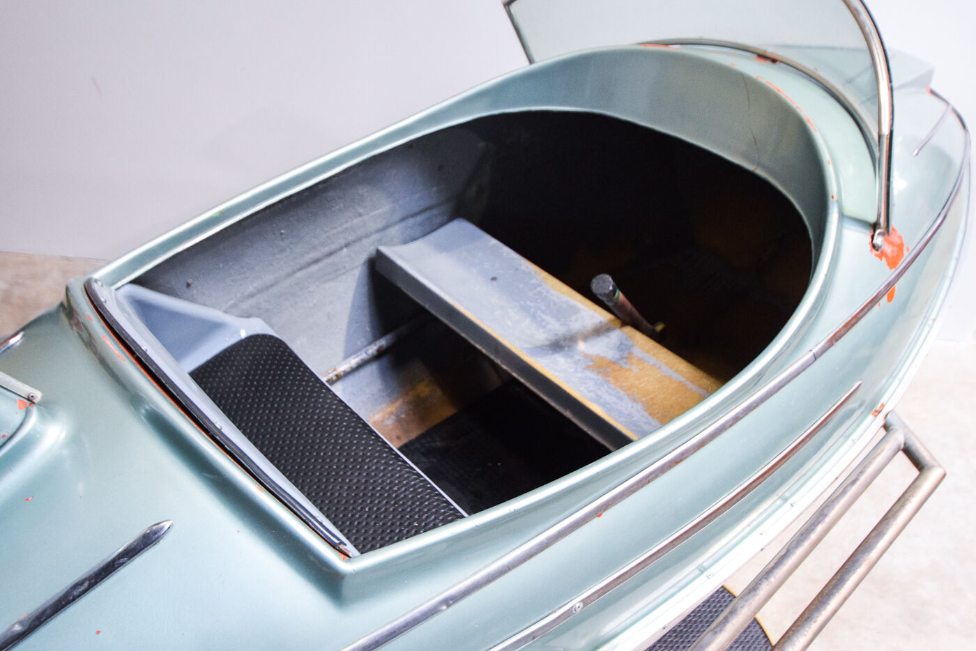 Airplane ride subject