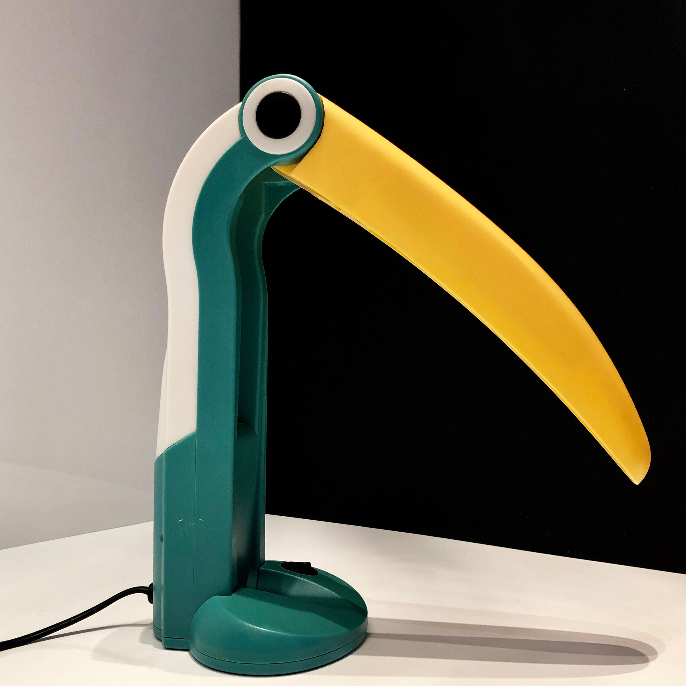 Ht Wuang articulated toucan lamp 80