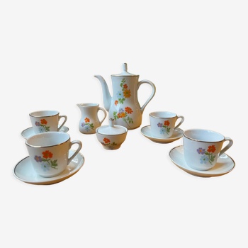 Porcelain dinette tea or coffee service