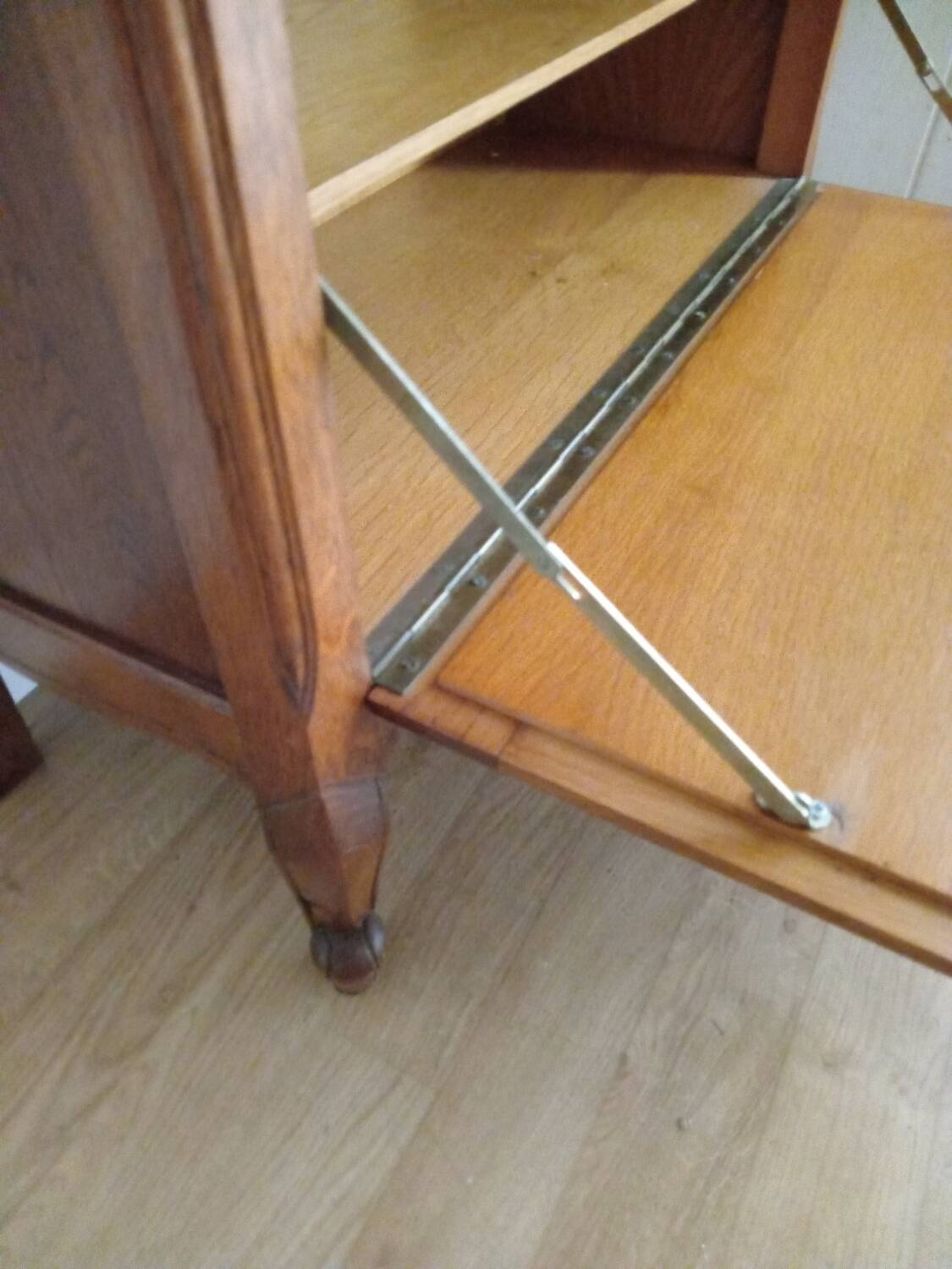 Entrance furniture