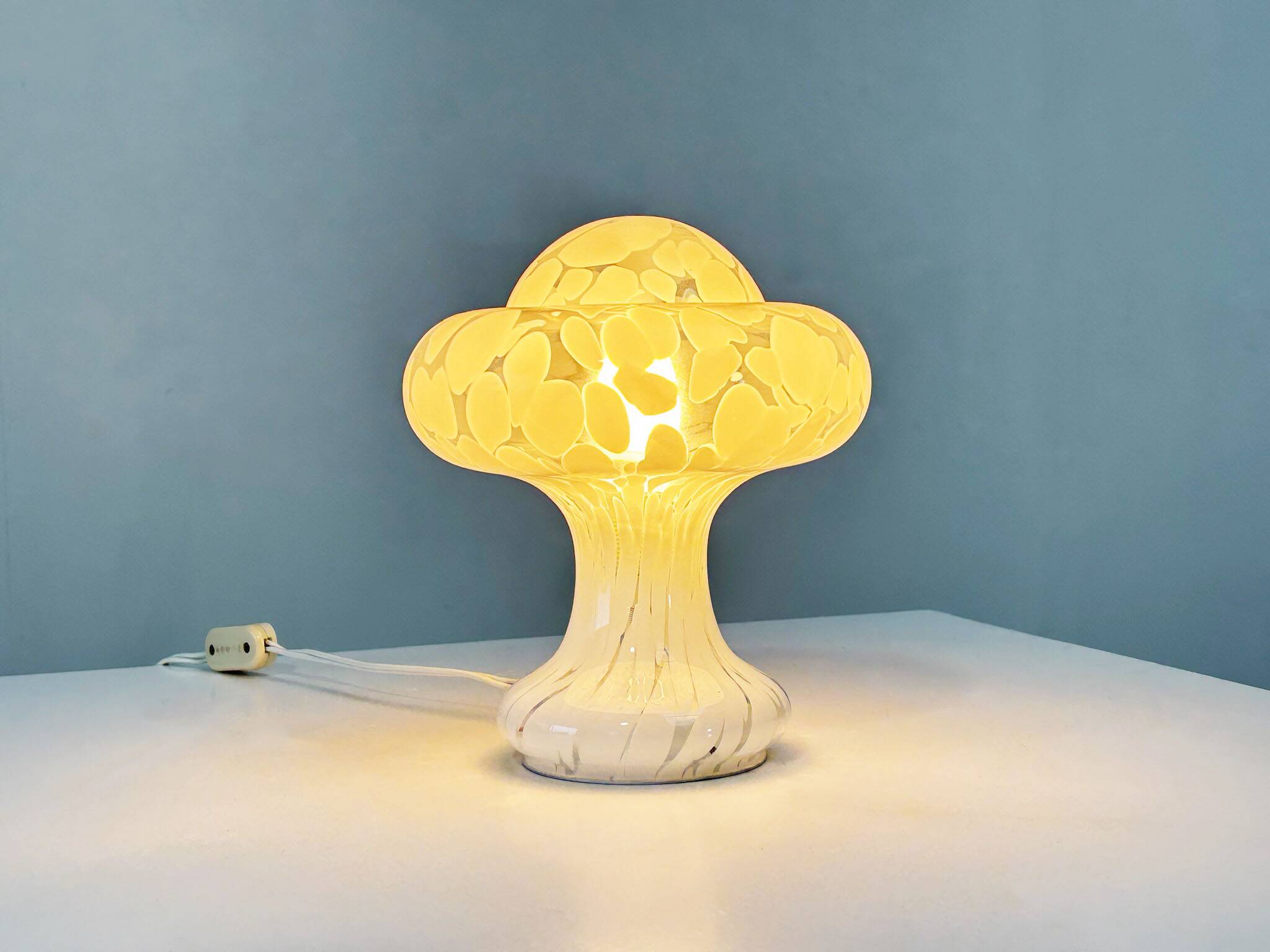 Lampe de table en verre Mazzega