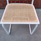 Chaise design Cesca modèle b32 en blanc