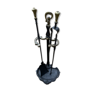 Nécessaire de cheminée